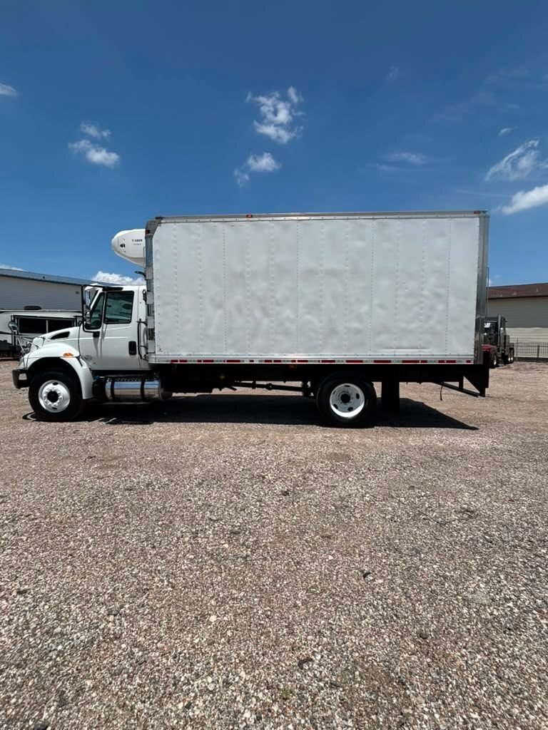 2019 INTERNATIONAL 4300 in Acworth, GA