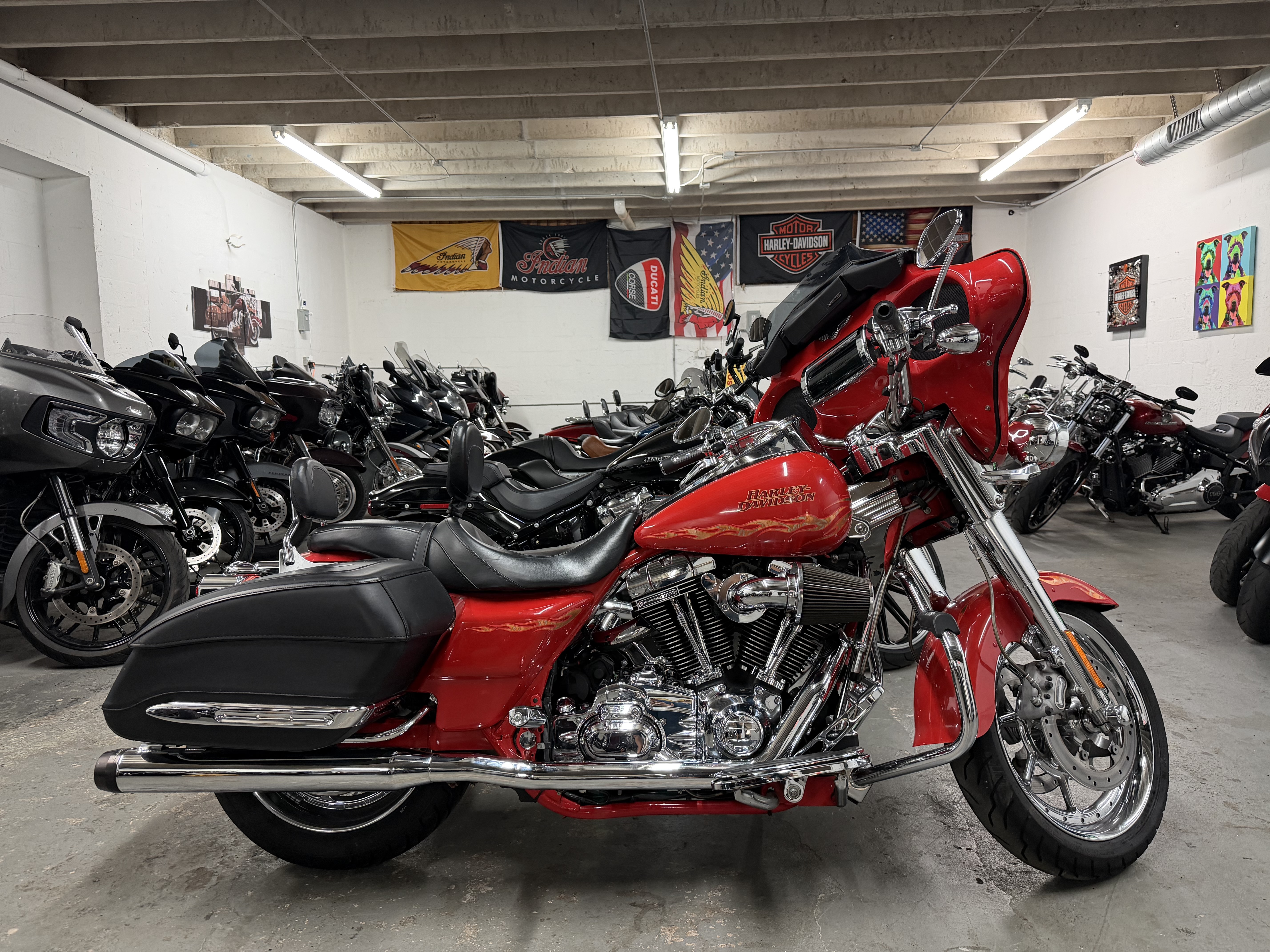 2007 Harley-Davidson ROAD KING CVO Touring motorcycle