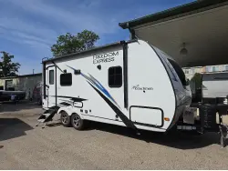 2020 FOREST RIVER Coachman 192RBS