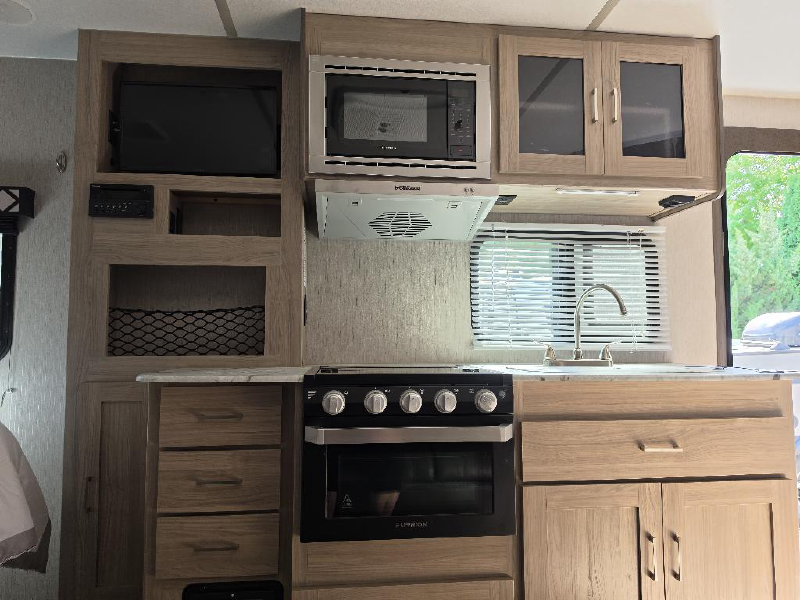 2020 FOREST RIVER Coachman 192RBS