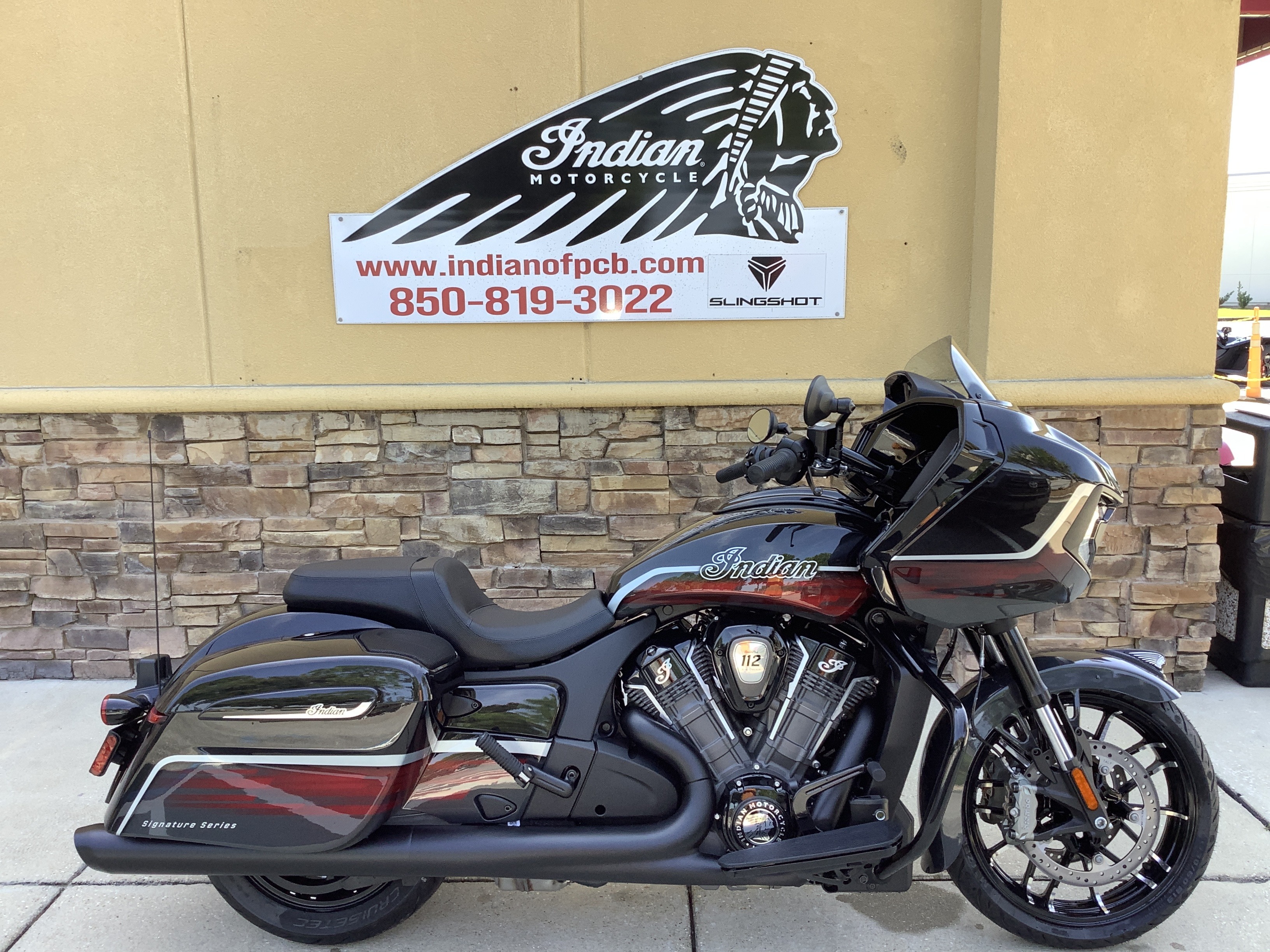 2026 Indian Motorcycle Challenger® Dark Horse® Signature Series DARK HORSE in Panama City Beach, FL