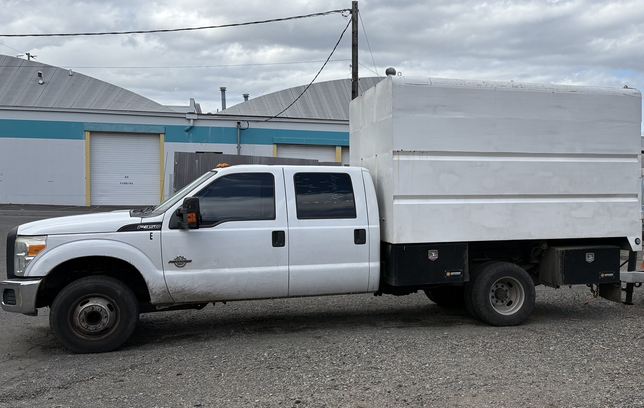 2017 FORD F450 in Portland, OR