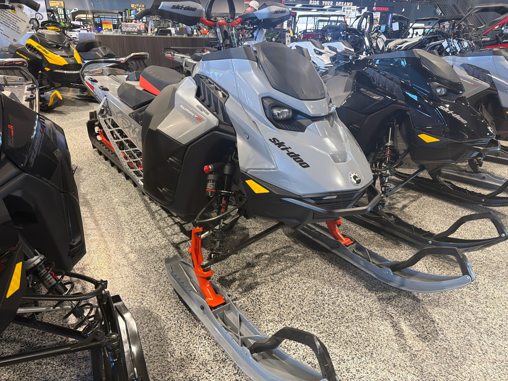 2026 Ski-Doo Summit X w/ Expert Package 165 850 E-TEC SHOT PowderMa 850 E TEC TURBO in fairview UT