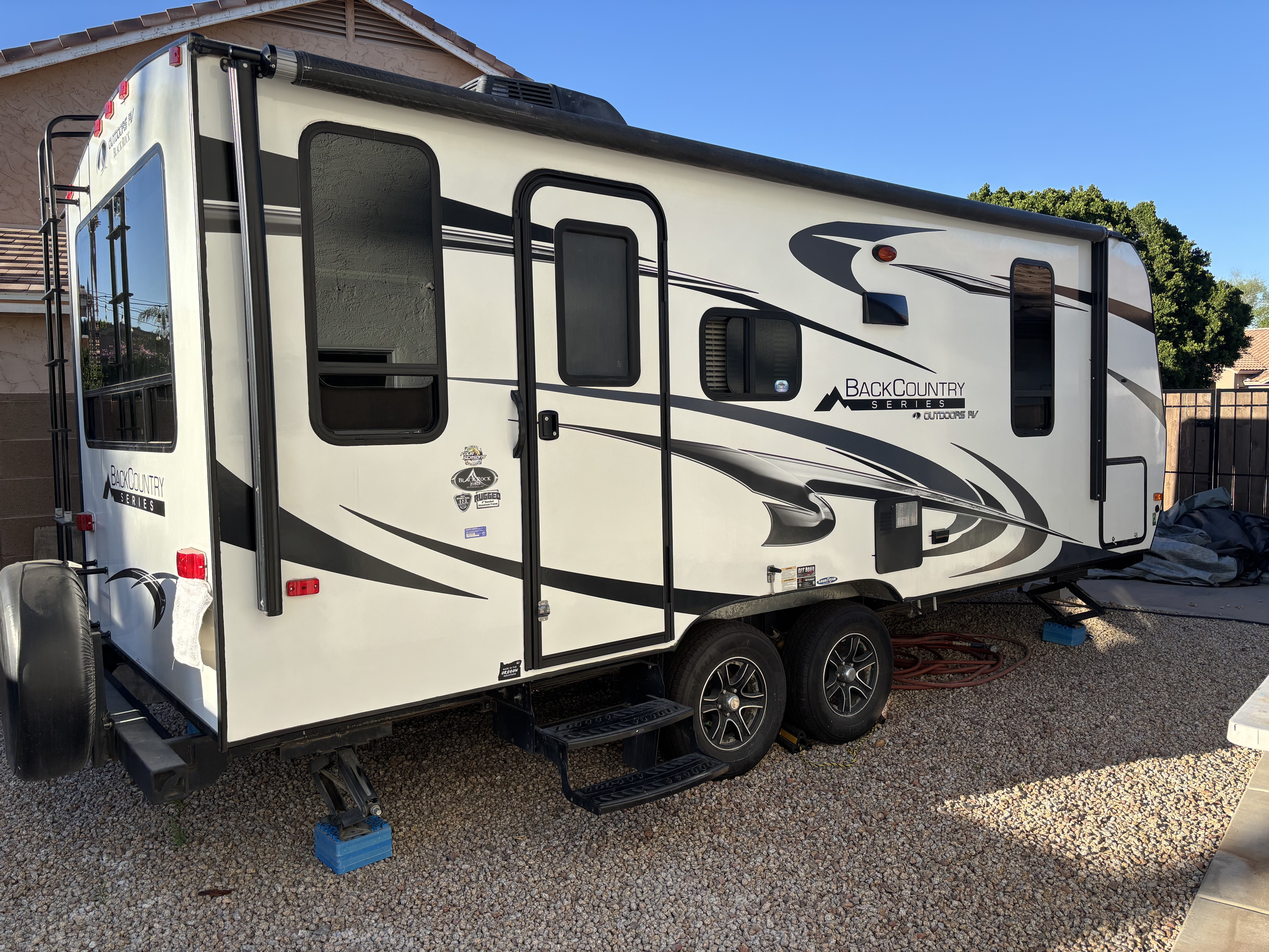 2018 Outdoors Rv BLACK ROCK 20RD RV