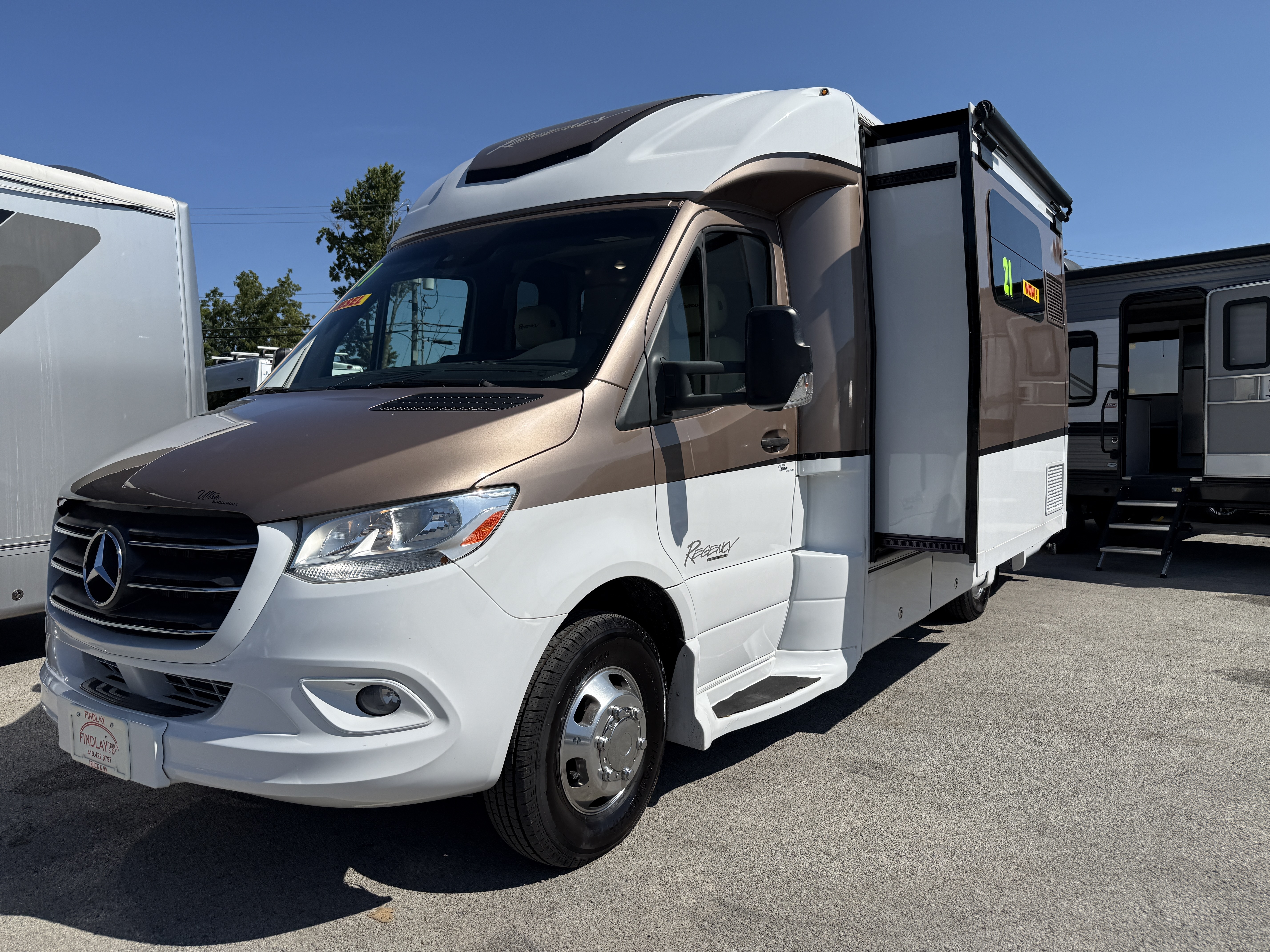 2021 Regency Conversions ULTRA BROUGHAM 25TBS in findlay OH