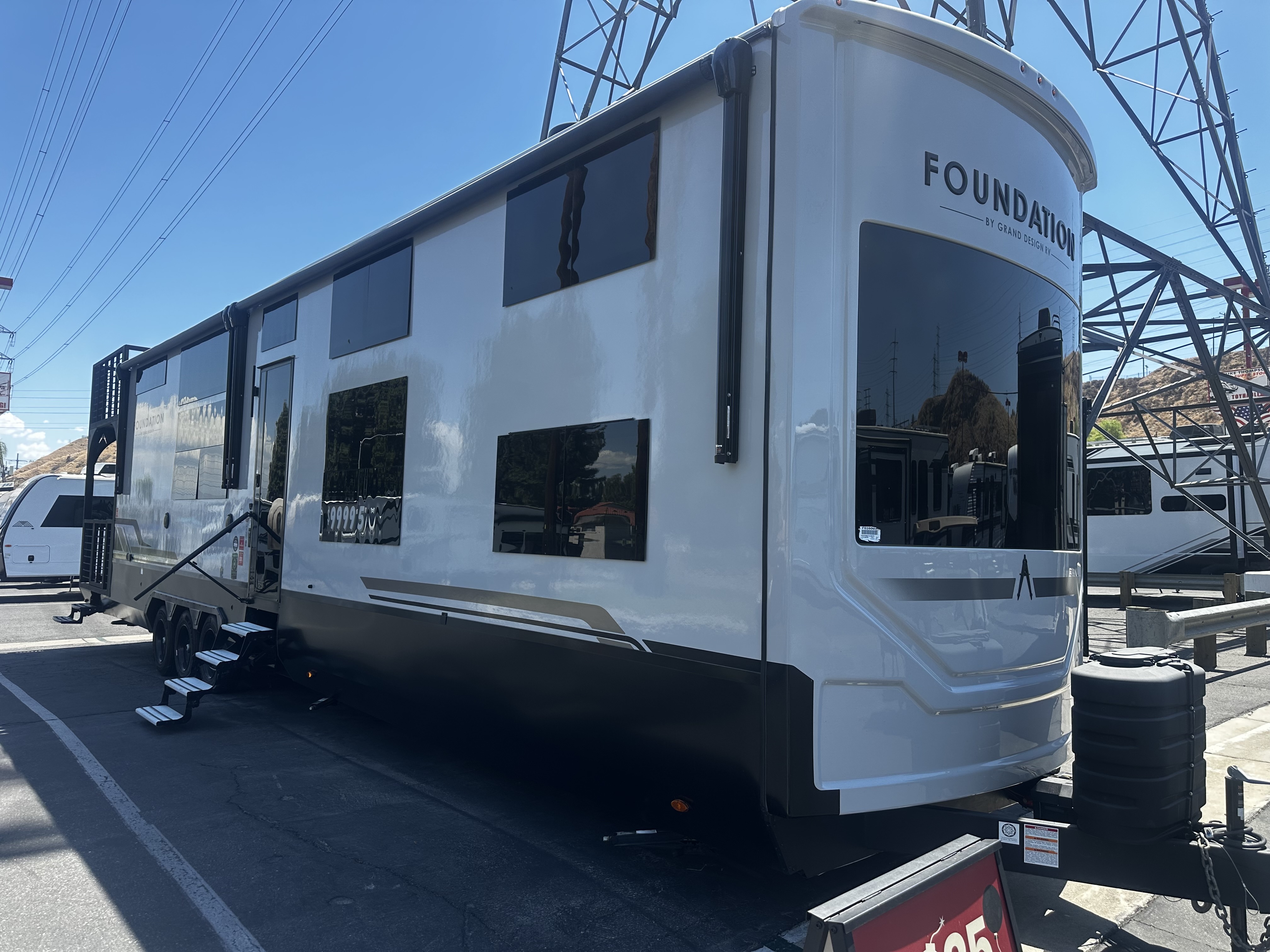2026 Grand Design FOUNDATION 42GD RV