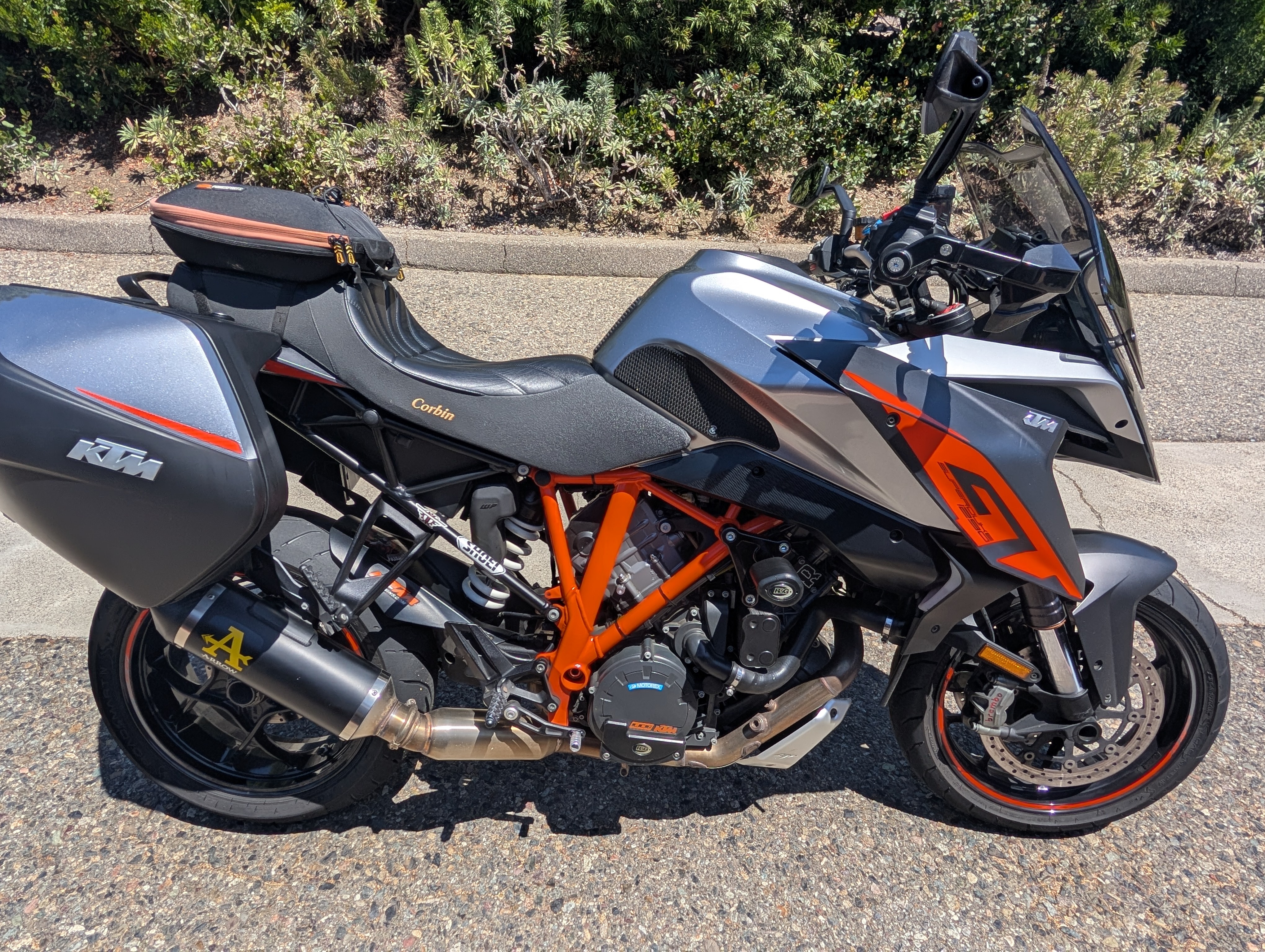 2017 KTM SUPER DUKE 1290 GT 1290 GT in San Clemente, CA
