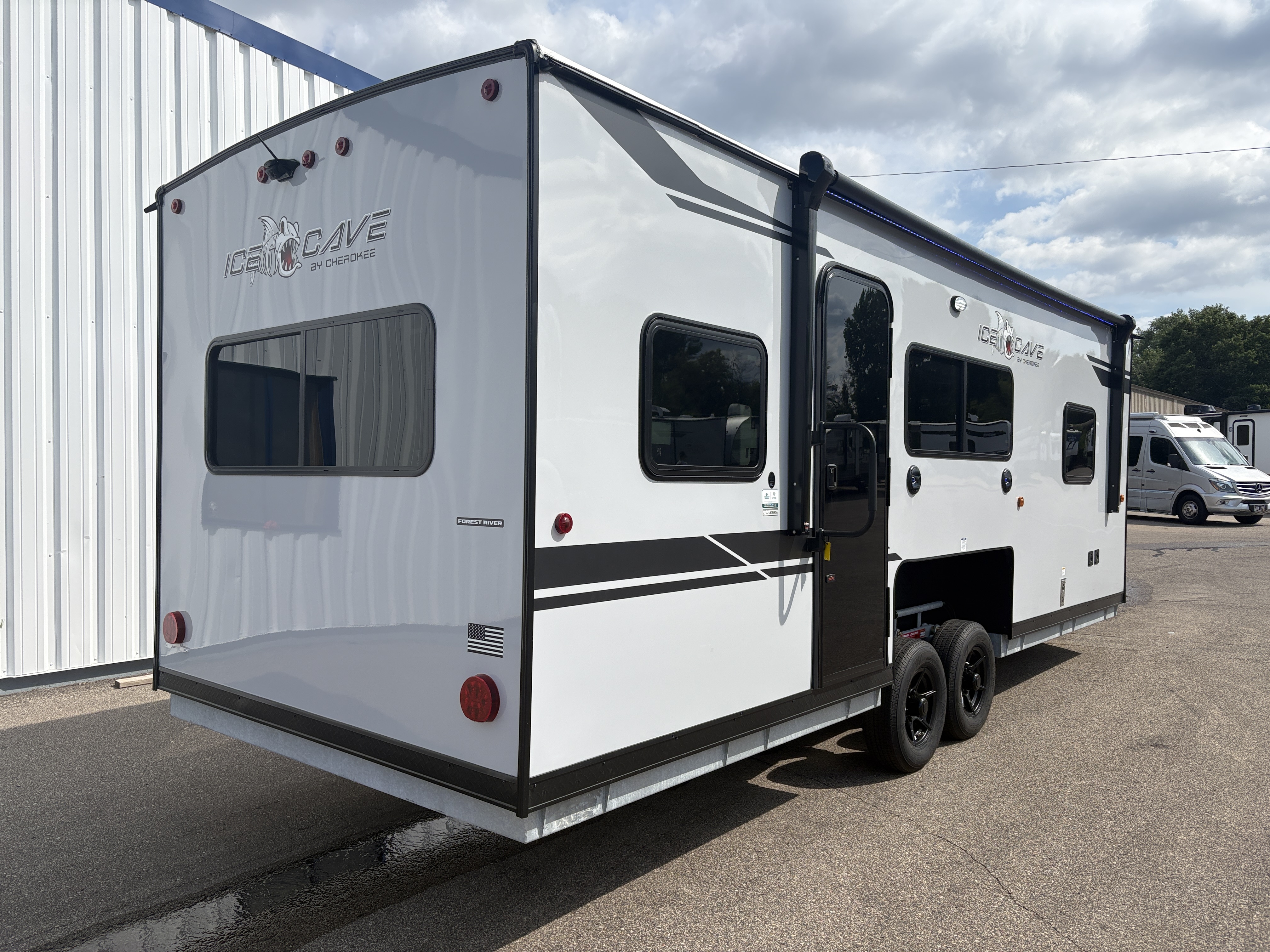 2027 Forest River Cherokee Grey Wolf 21GP in shakopee MN