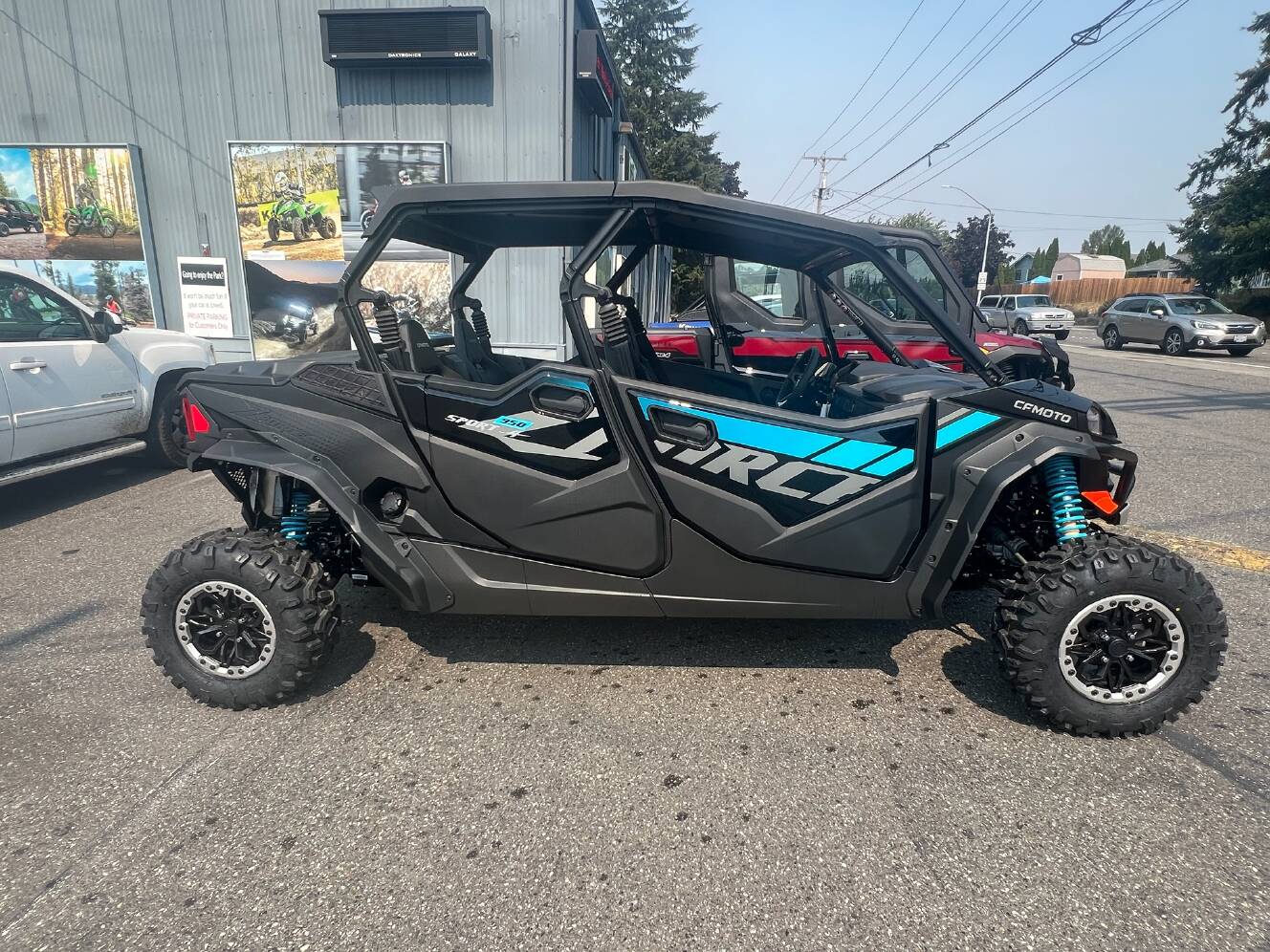 A photo of this 2026 CFMOTO ZFORCE 950 Sport-4