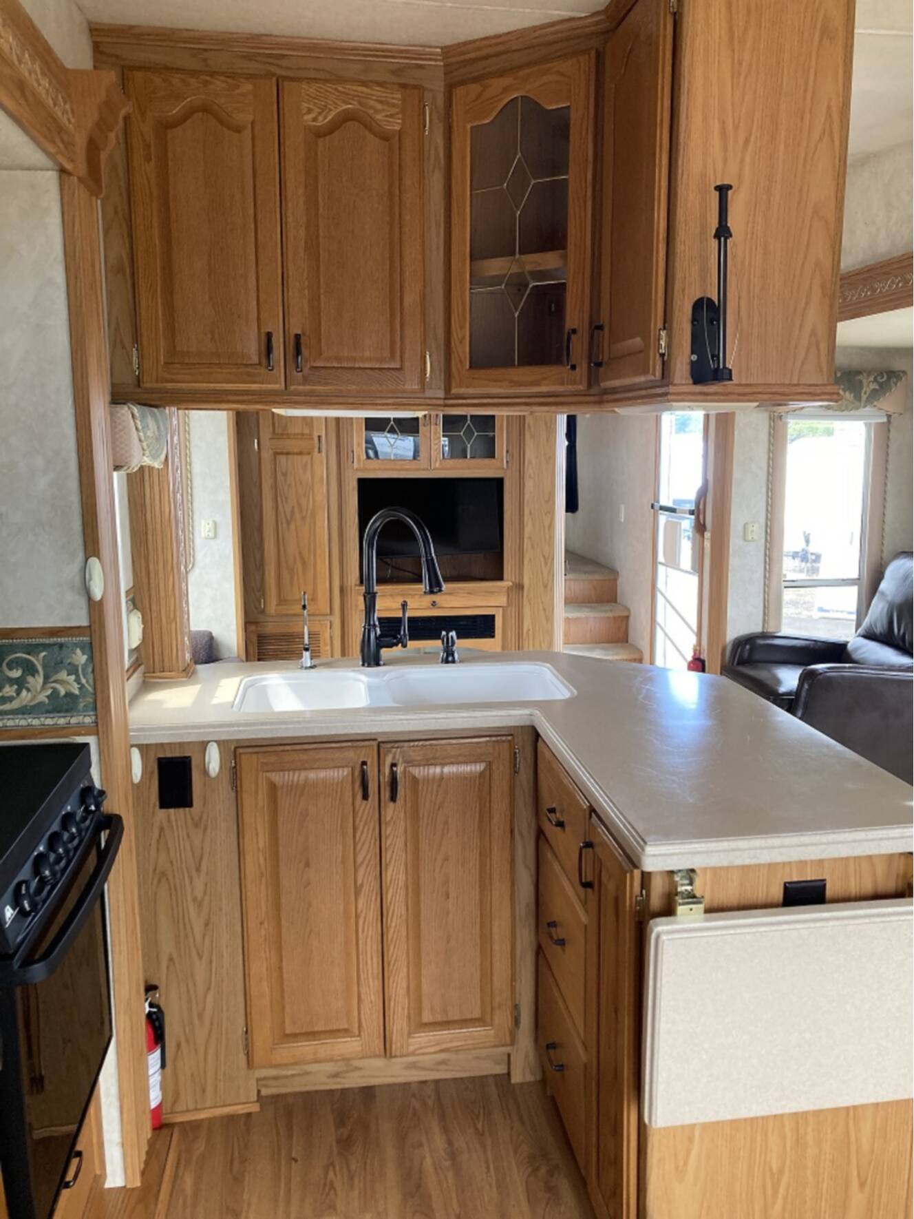 A photo of this 2006 Nuwa HITCHHIKER 36CKRD