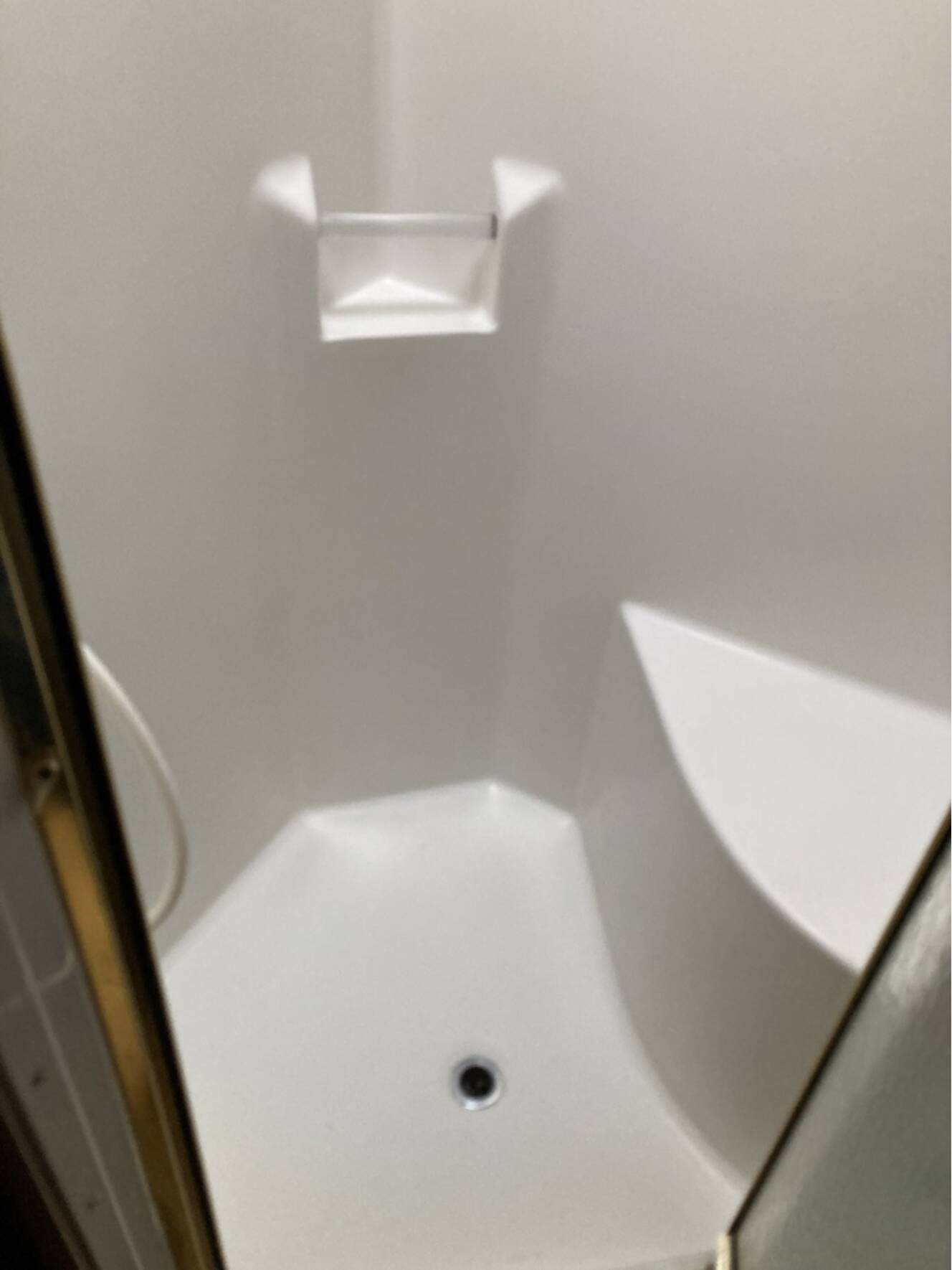 A photo of this 2006 Nuwa HITCHHIKER 36CKRD