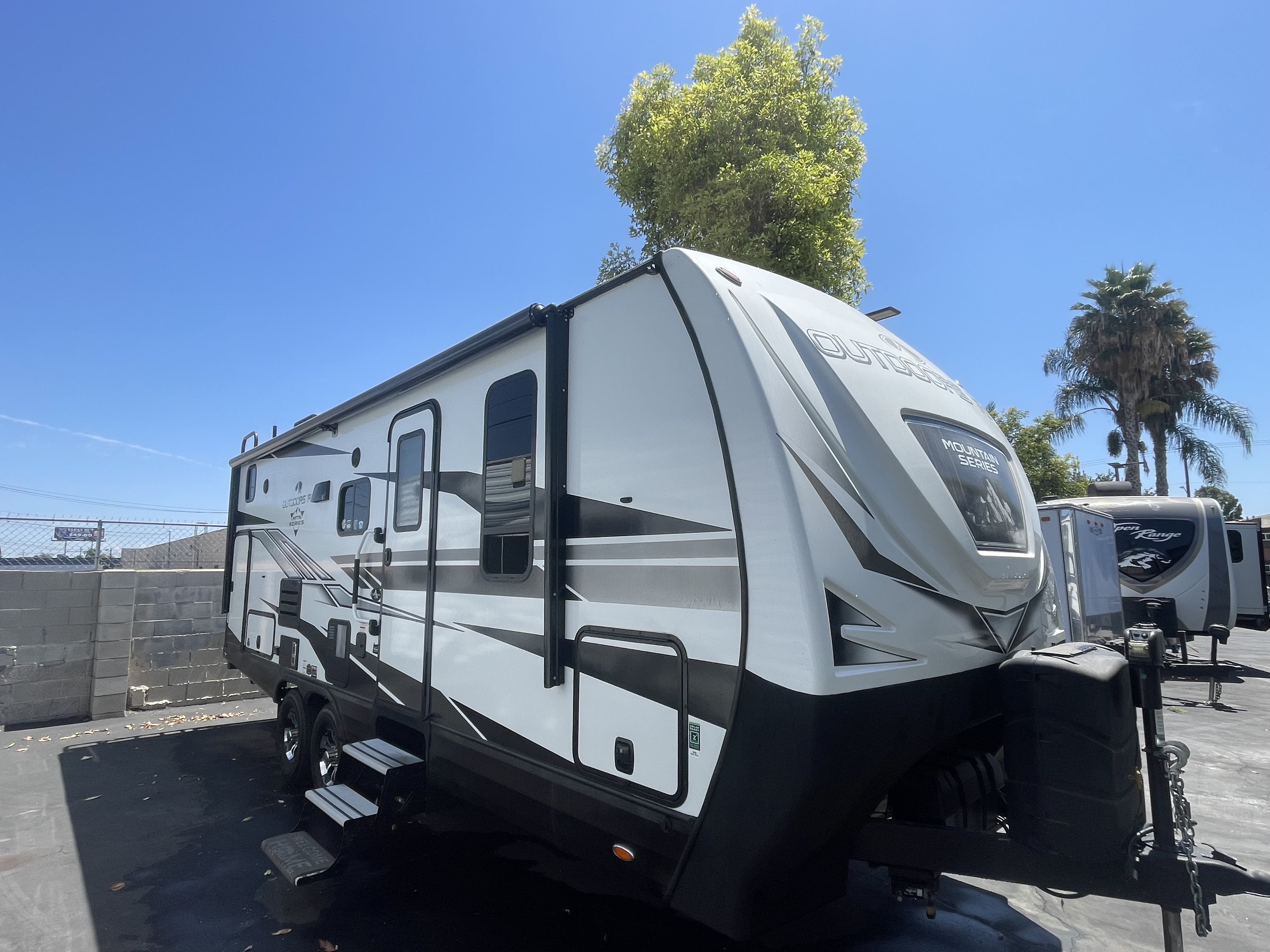 2023 Outdoors Rv TIMBER RIDGE 23DBS in la habra CA