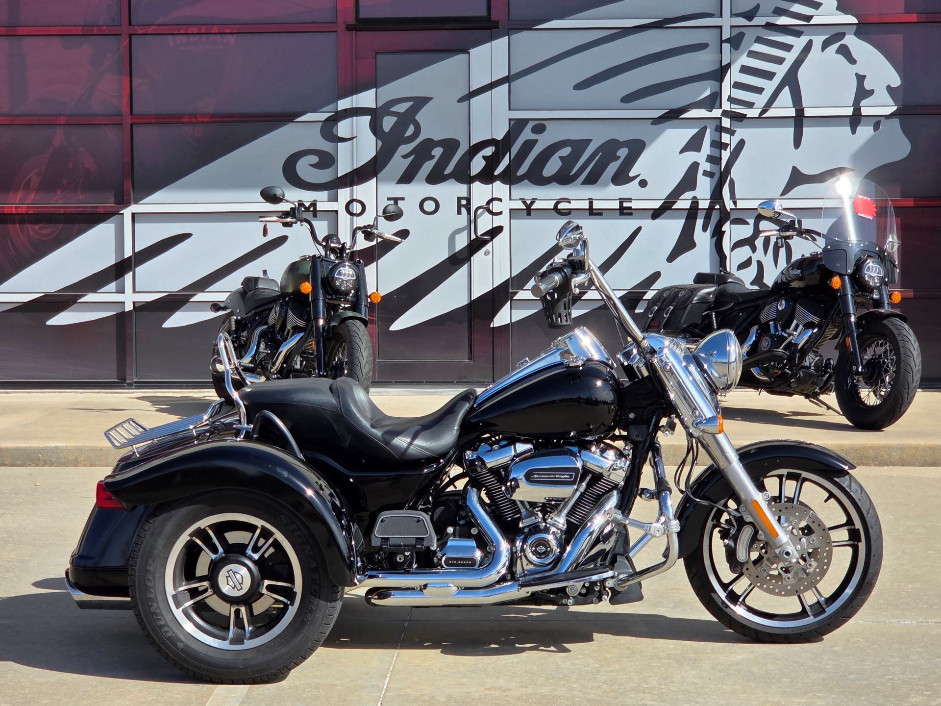 2017 Harley-Davidson Freewheeler in Norman, OK