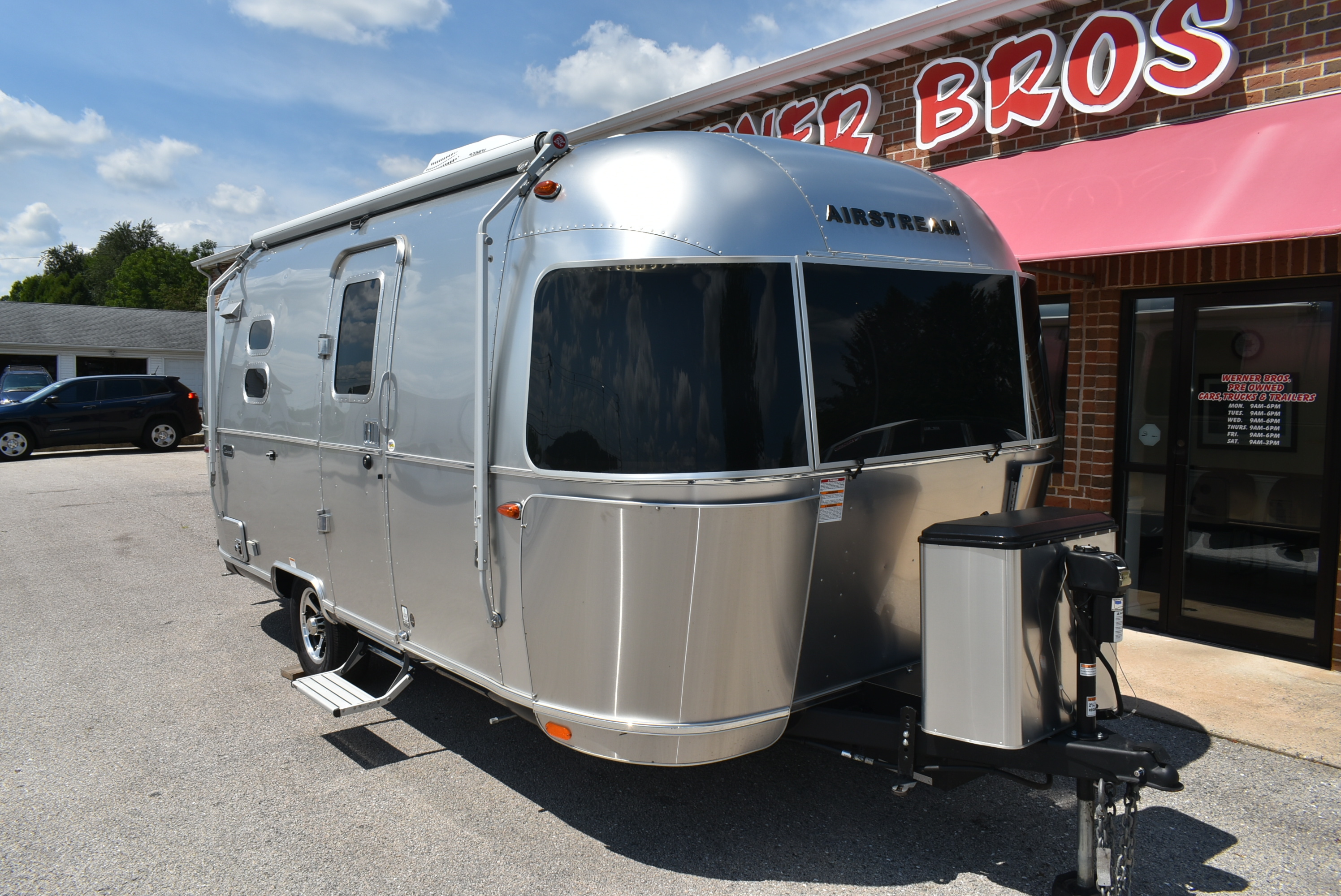 2023 Airstream CARAVEL 20FB in dallastown PA