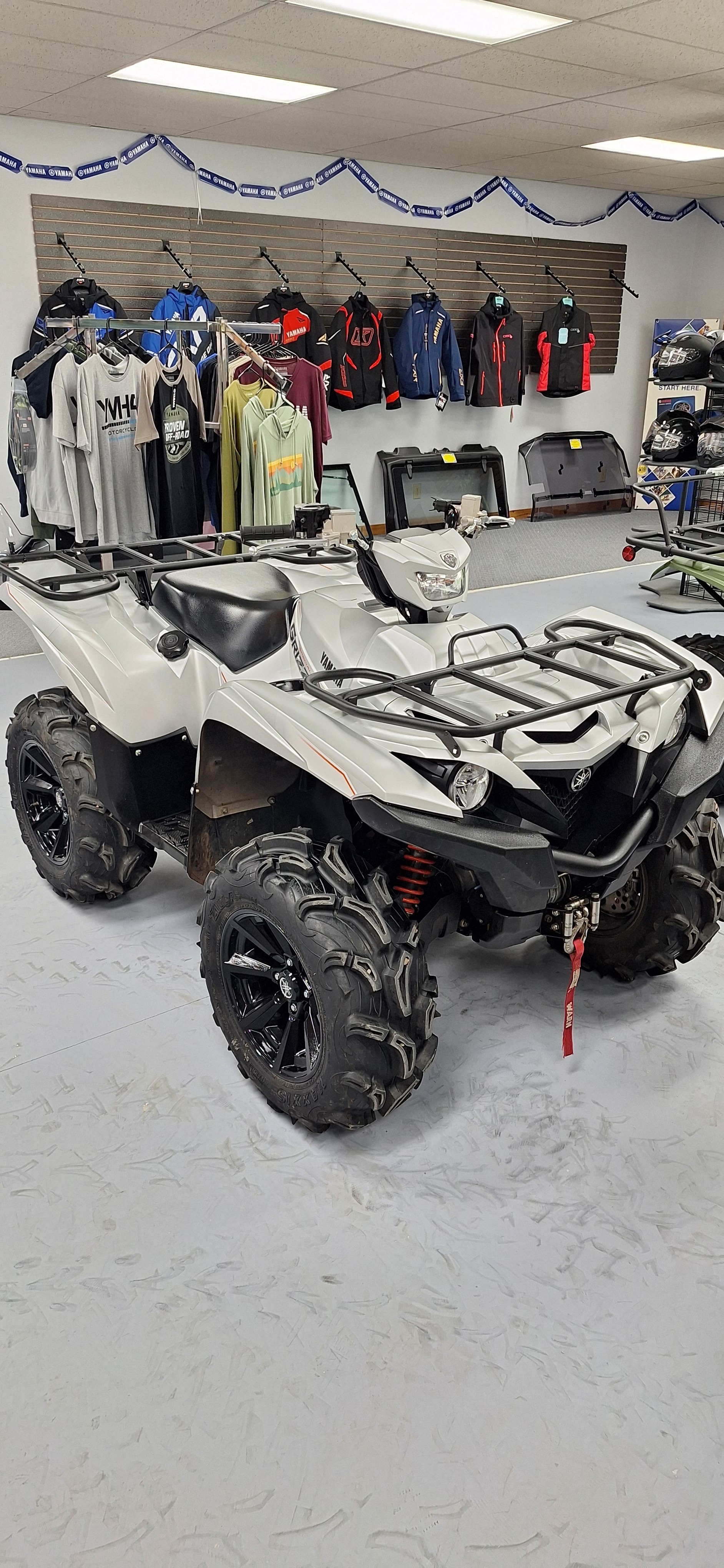 2022 Yamaha Grizzly EPS SE in antigo WI