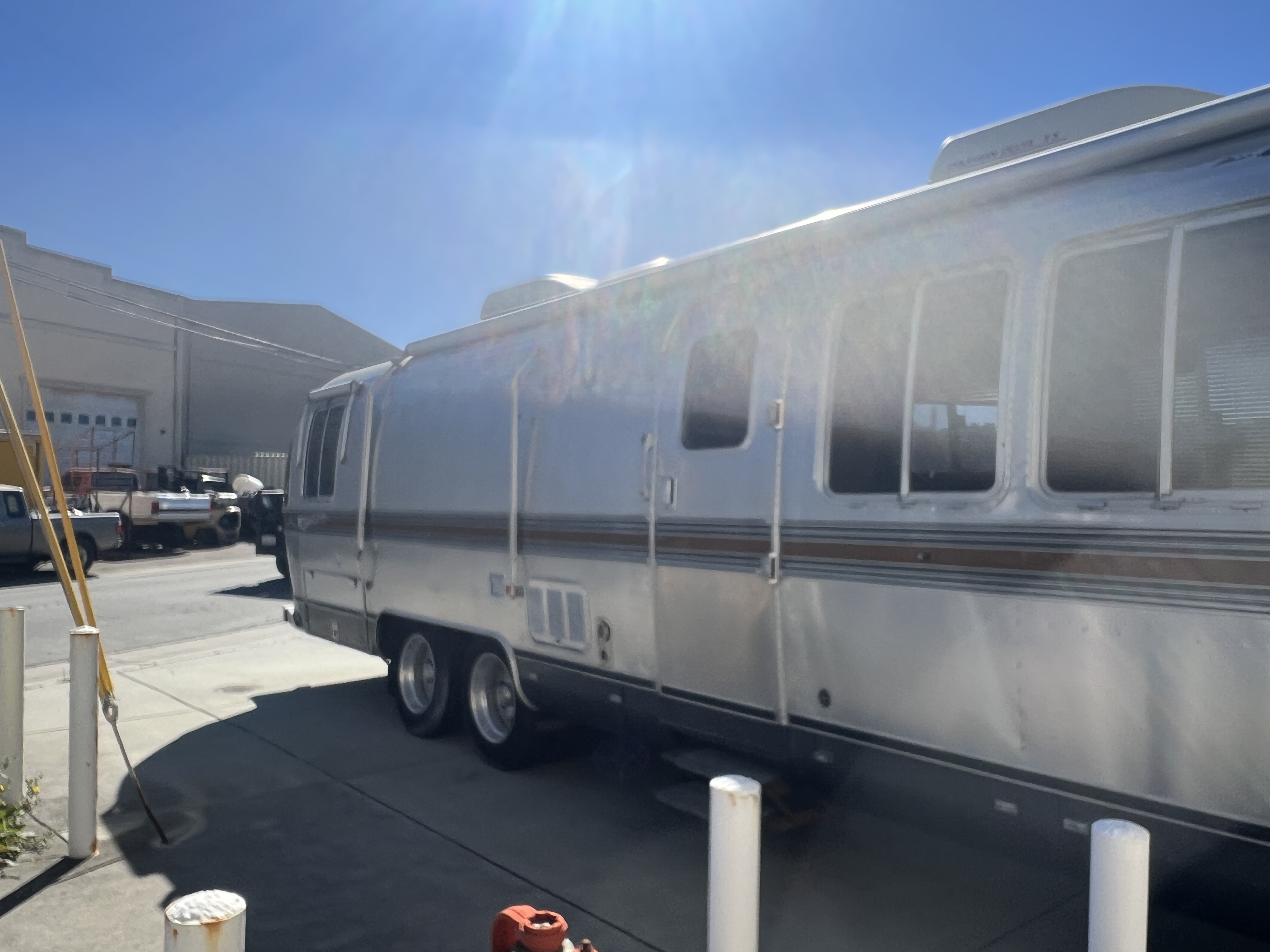 1986 Airstream 325 RV