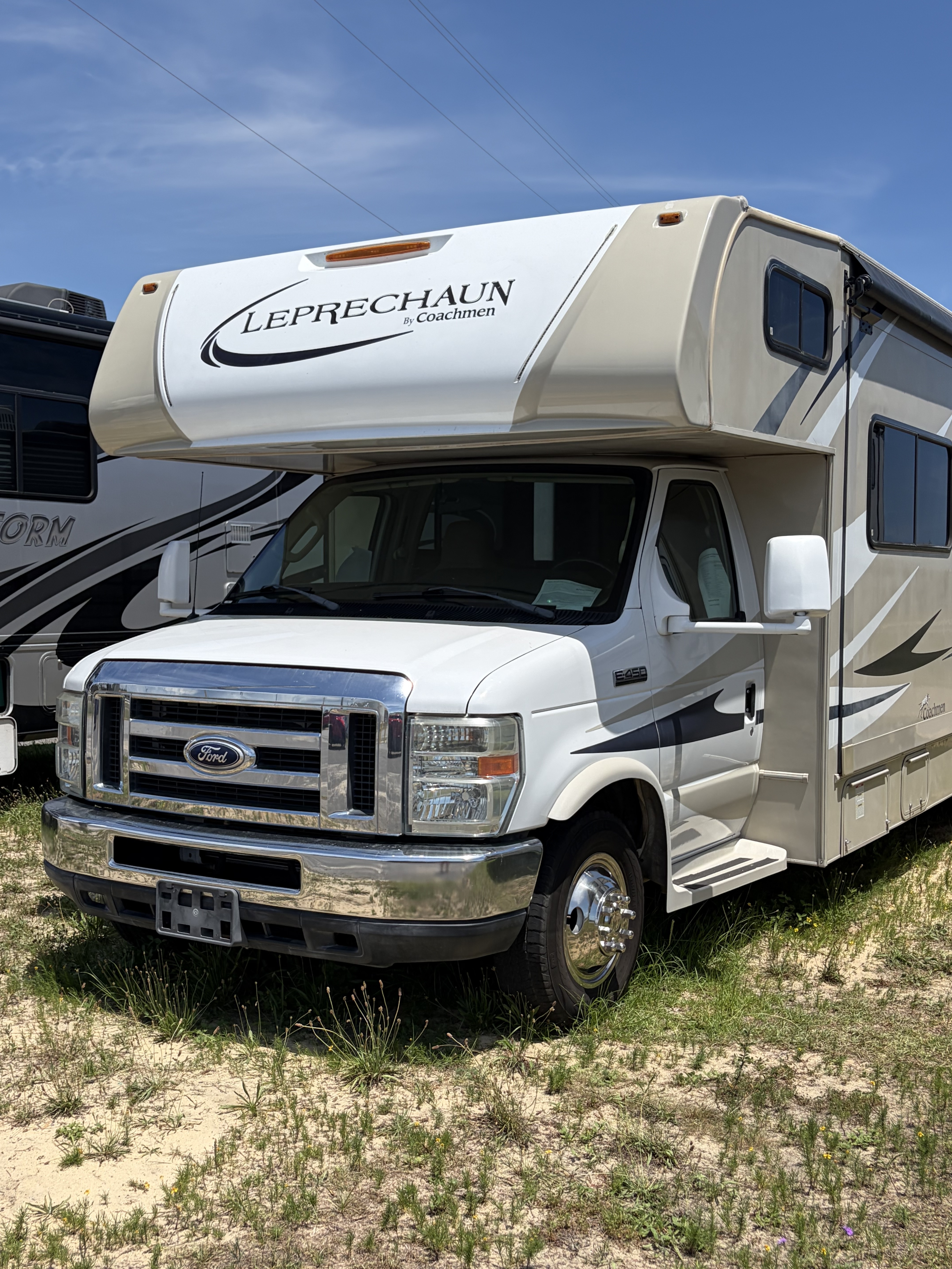 2016 Coachmen LEPRECHAUN 32BH in niceville FL