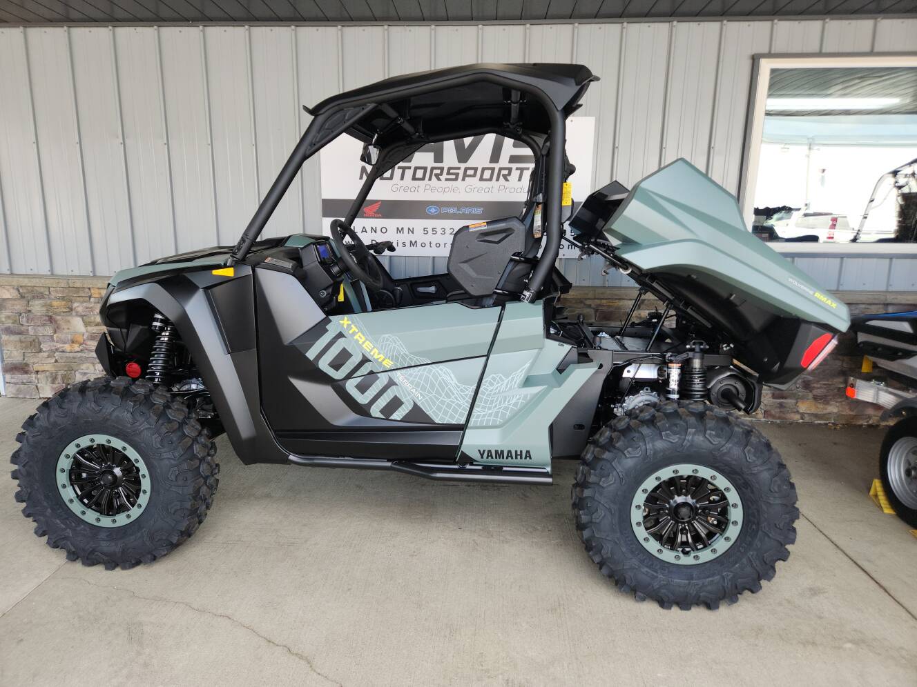 A photo of this 2026 Yamaha Wolverine RMAX2 1000 XT-R