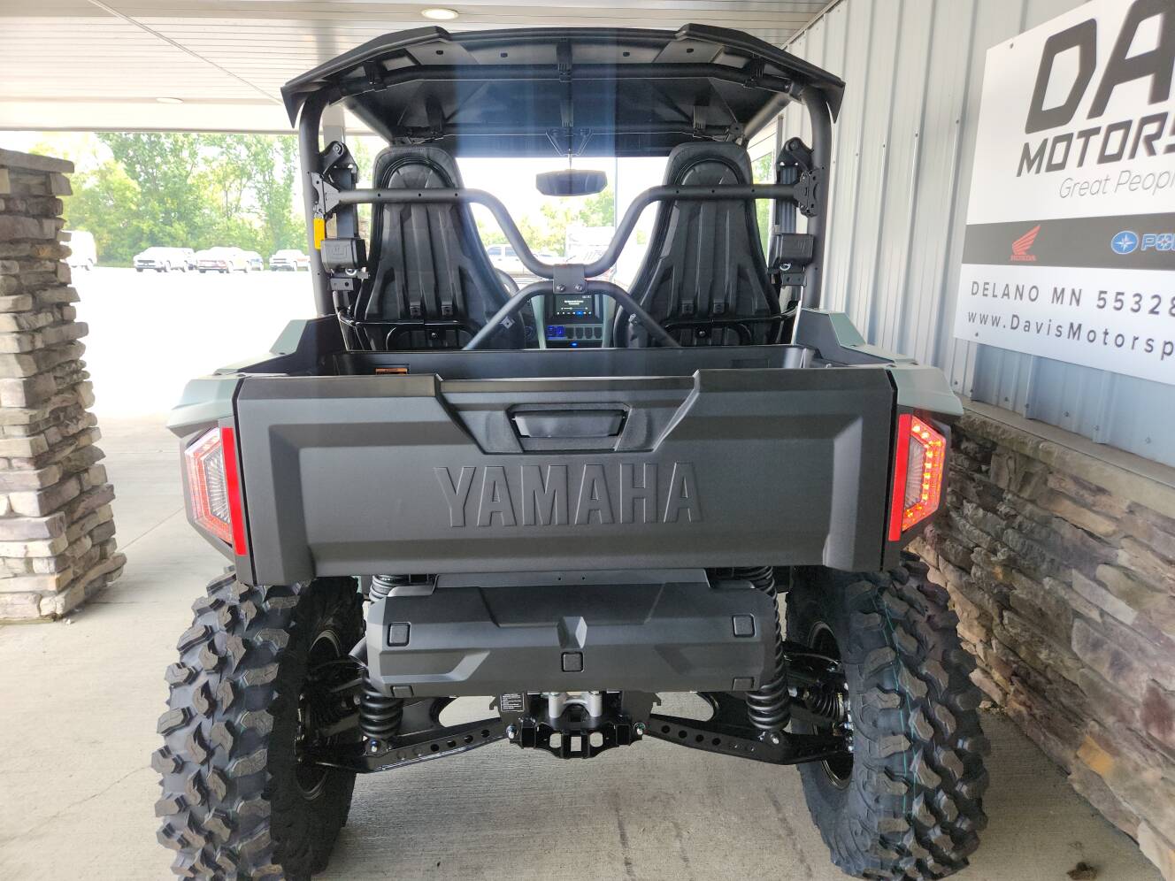 A photo of this 2026 Yamaha Wolverine RMAX2 1000 XT-R