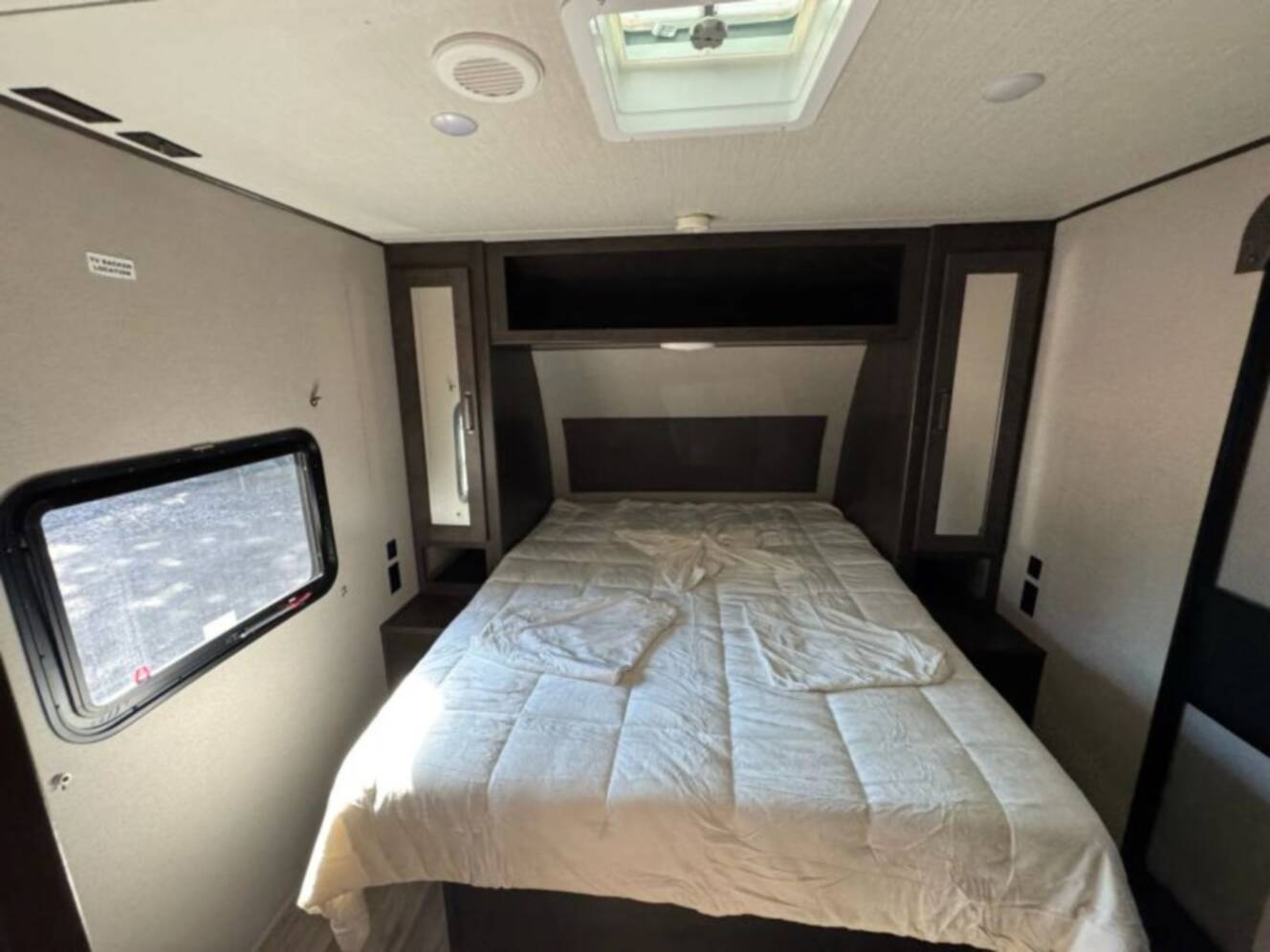A photo of this 2022 Grand Design Transcend Xplor 231RK