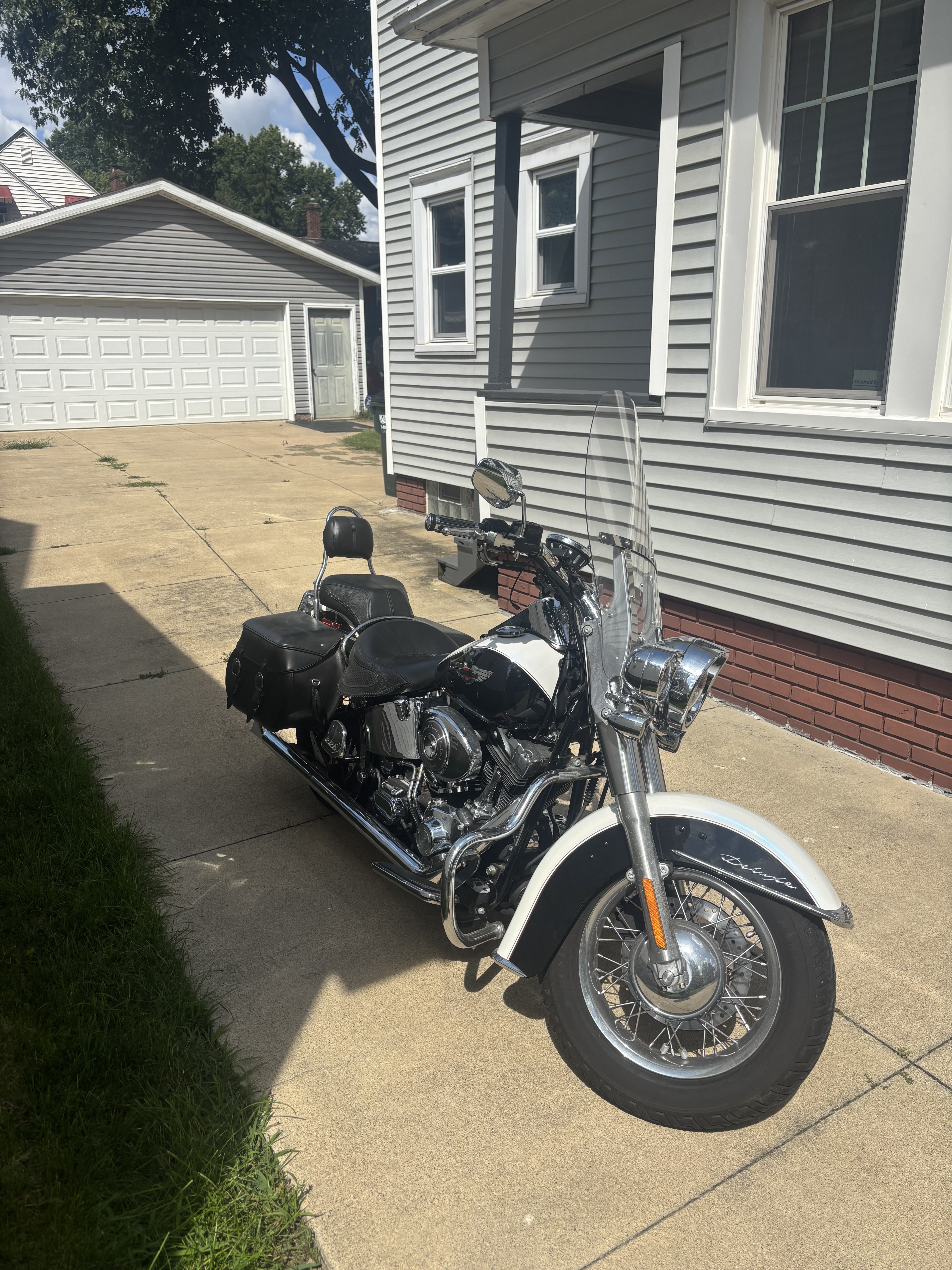 2006 Harley-Davidson SOFTAIL DELUXE DELUXE in Barberton, OH