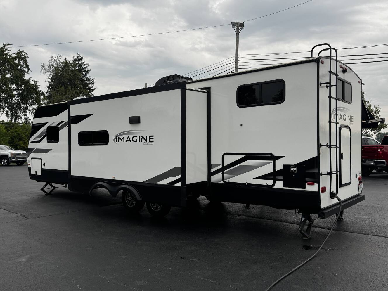 A photo of this 2023 Grand Design IMAGINE 3210BH