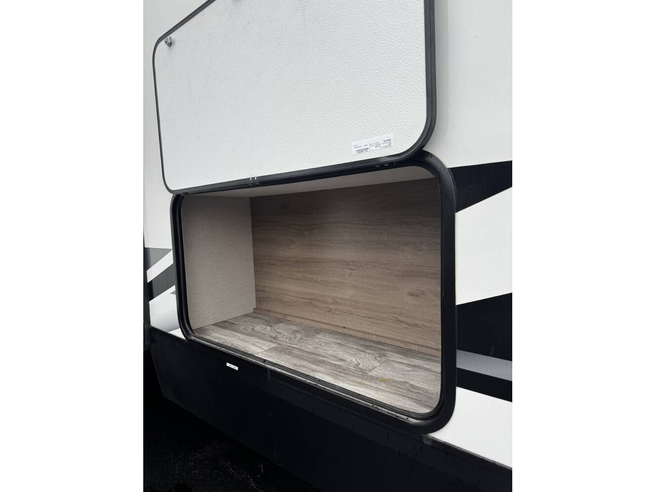 A photo of this 2023 Grand Design IMAGINE 3210BH