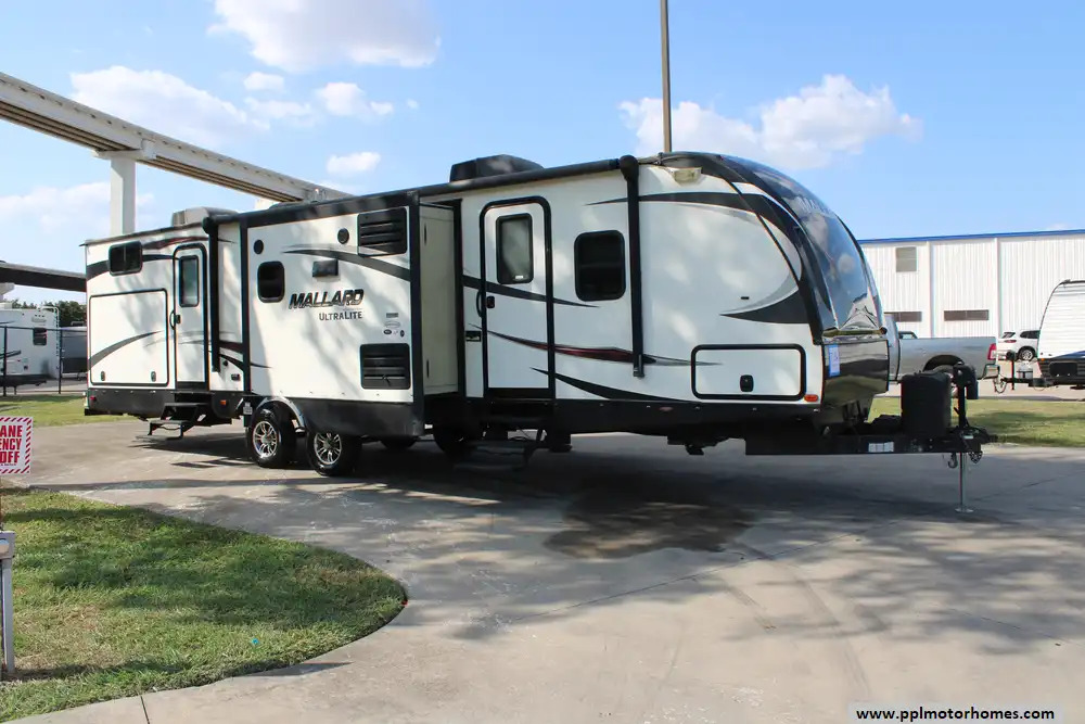 2018 Heartland Mallard Ultra Lite 33 M33 in houston TX