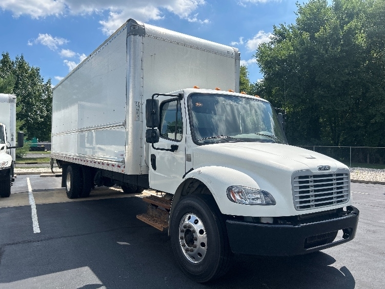 2019 FREIGHTLINER BUSINESS CLASS M2 106 in Burlington, NJ