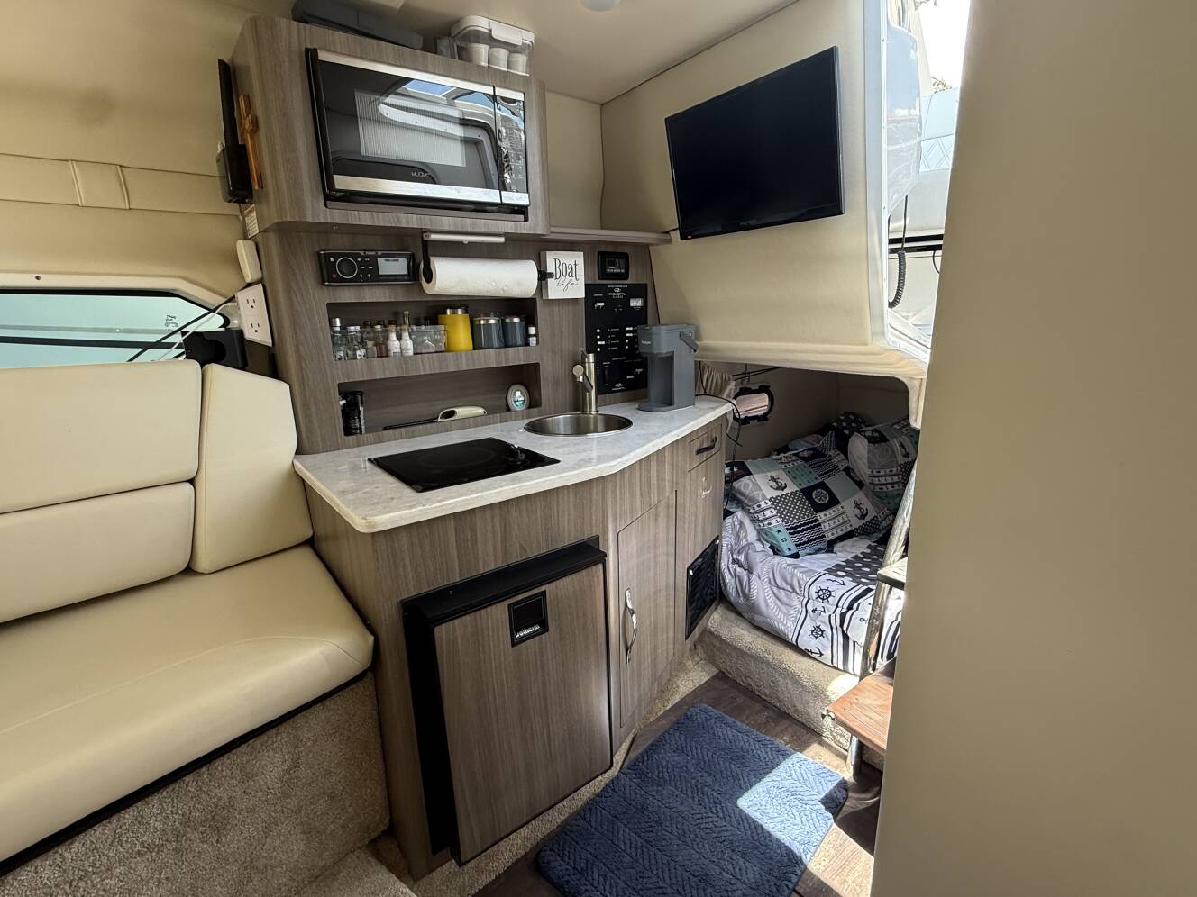 A photo of this 2020 Regal 26 XO