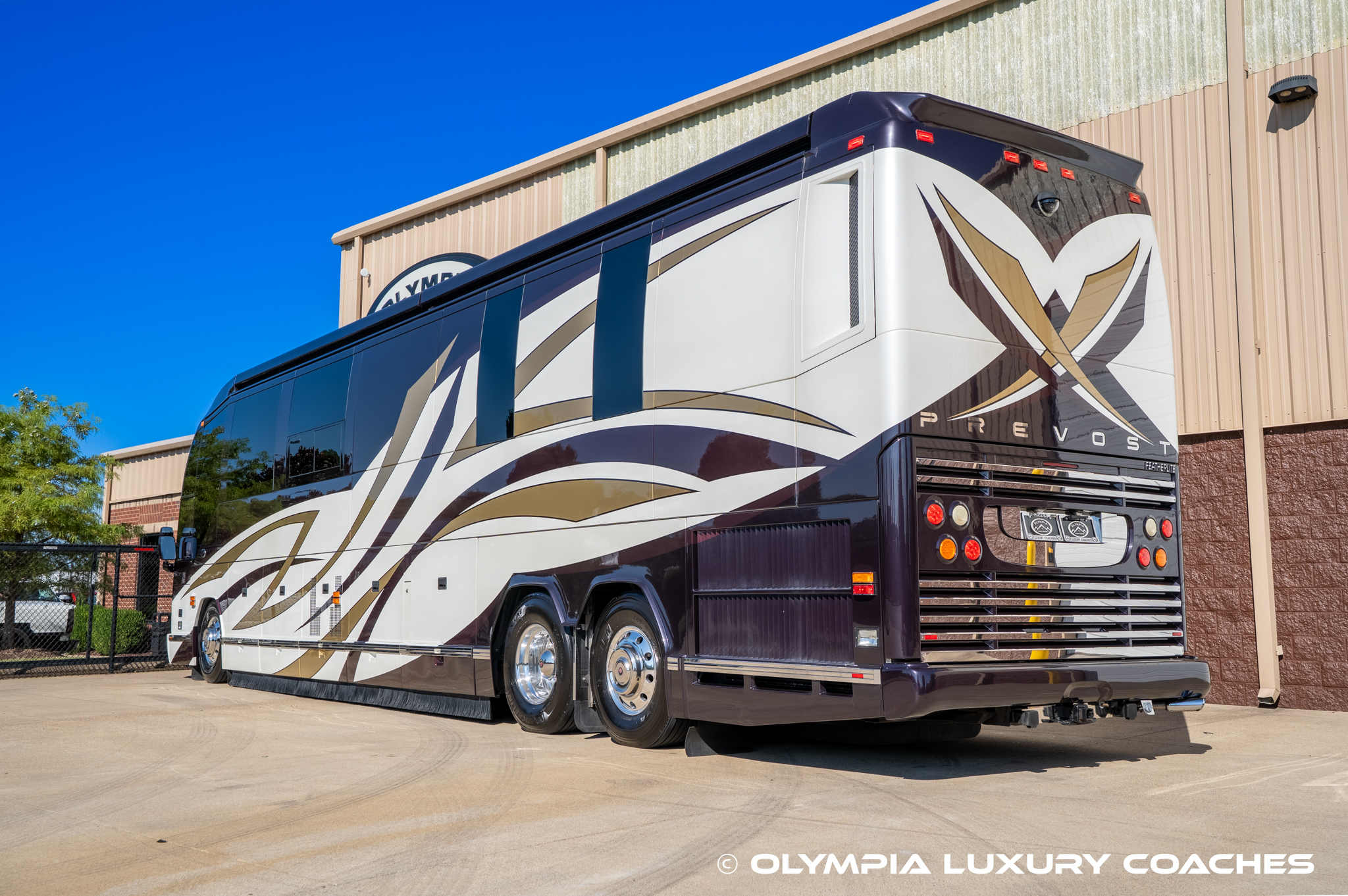 2010 Featherlite Coaches PREVOST H3-34 in murfreesboro TN