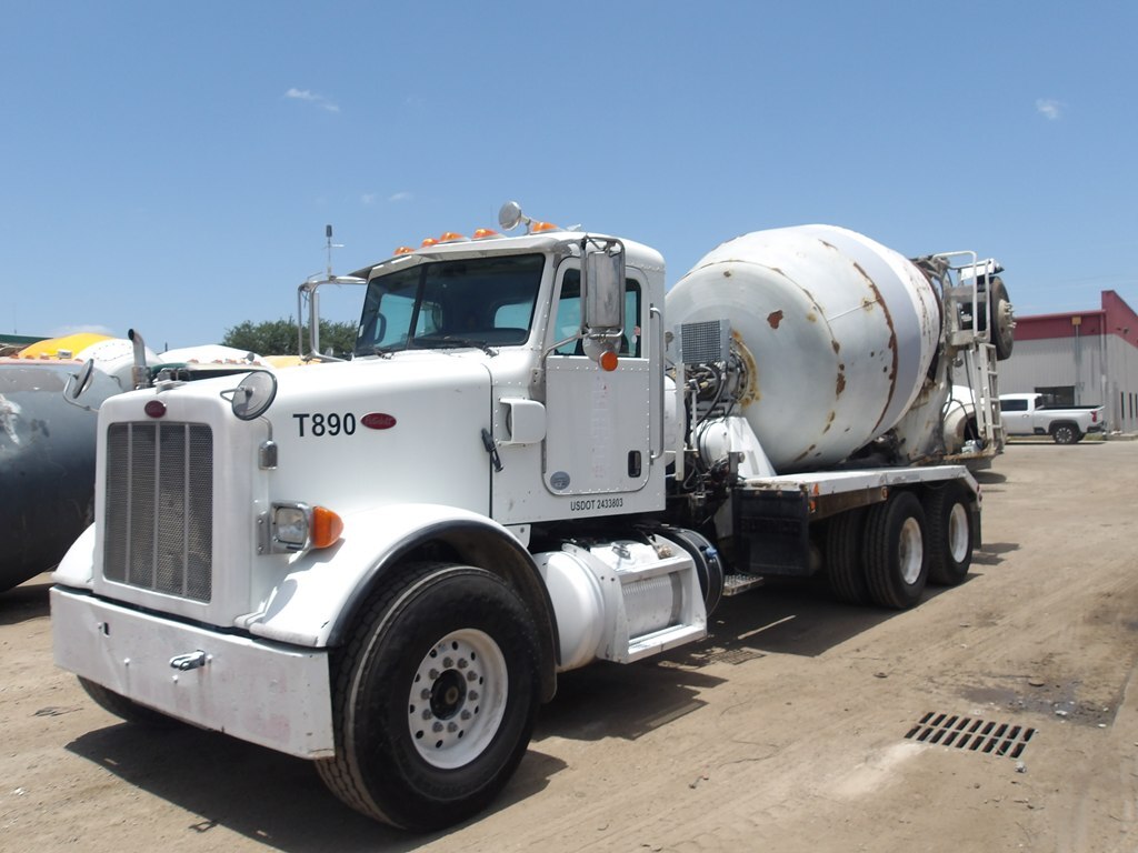2014 PETERBILT 365 in Houston, TX