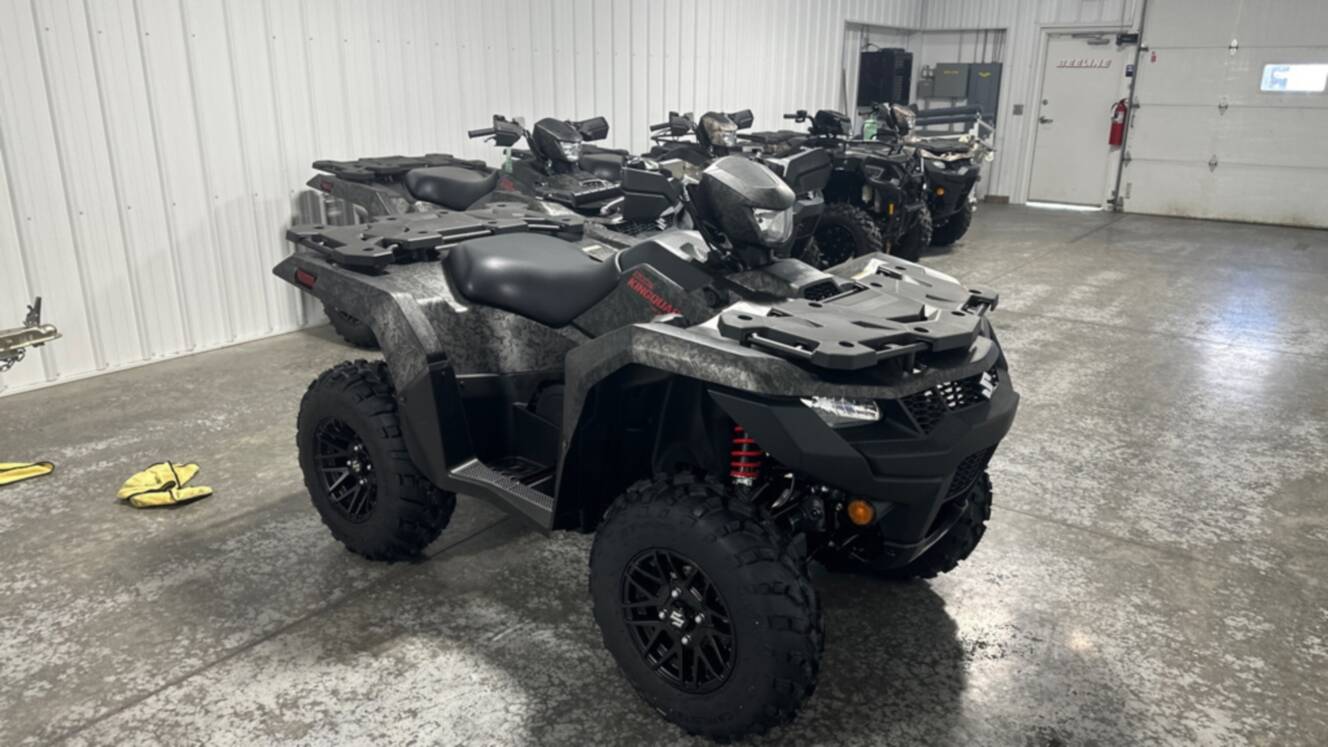 A photo of this 2026 Suzuki KingQuad 500 AXi Power Steering SE