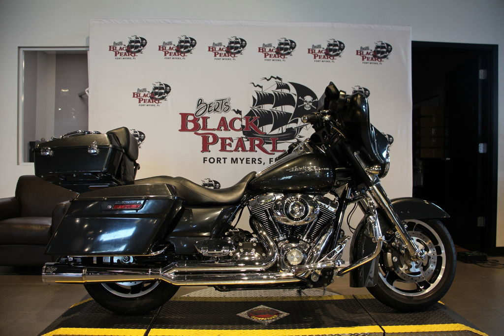 2009 Harley-Davidson Street Glide FLHX in Fort Myers, FL