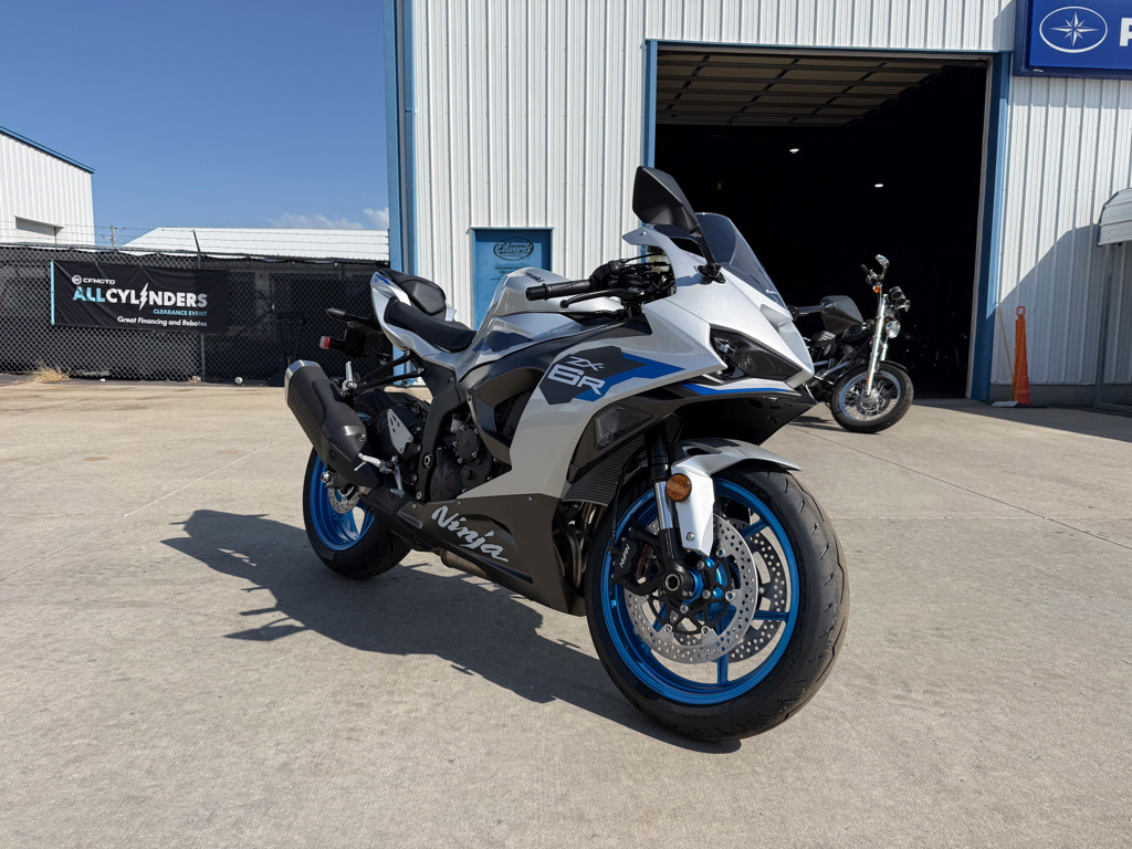 New 2027 Kawasaki Ninja Zx -6R Base For Sale in Council Bluffs, IA