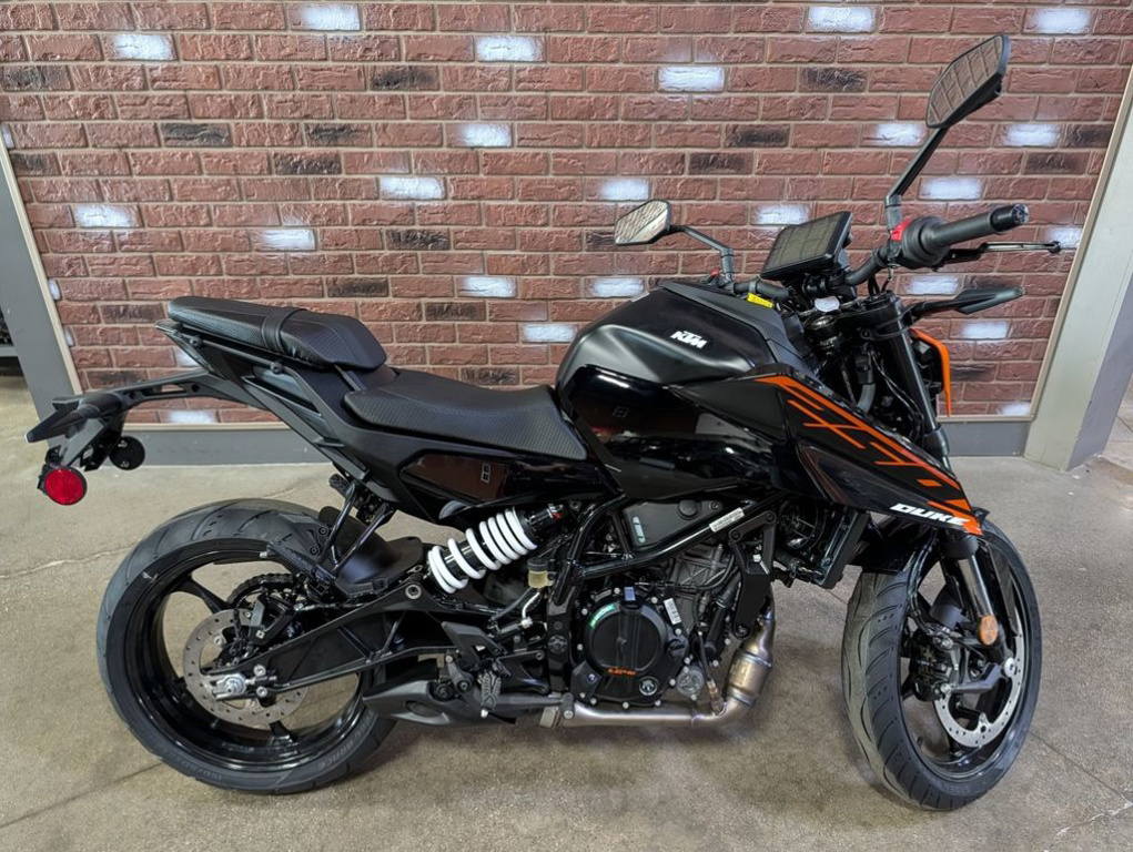 2026 KTM 250 Duke 250 in Dimondale, MI