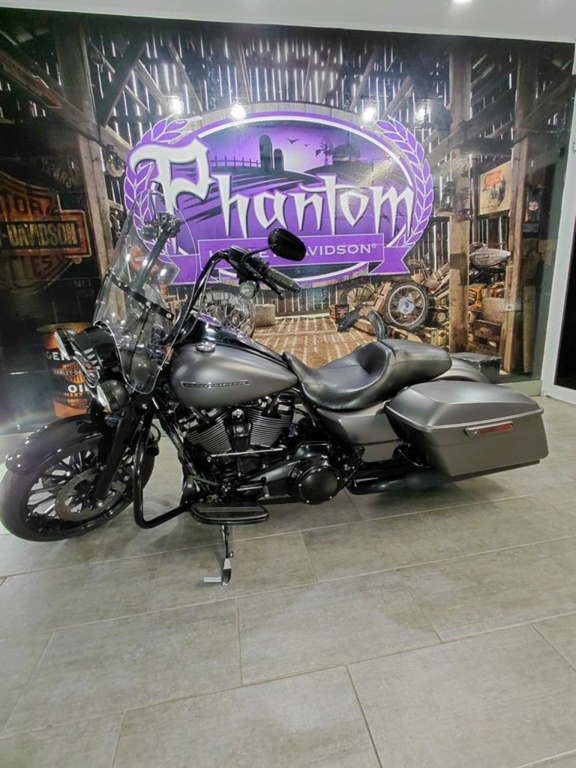 2017 Harley-Davidson Touring FLHRXS - Road King Special SPECIAL in Manteno, IL