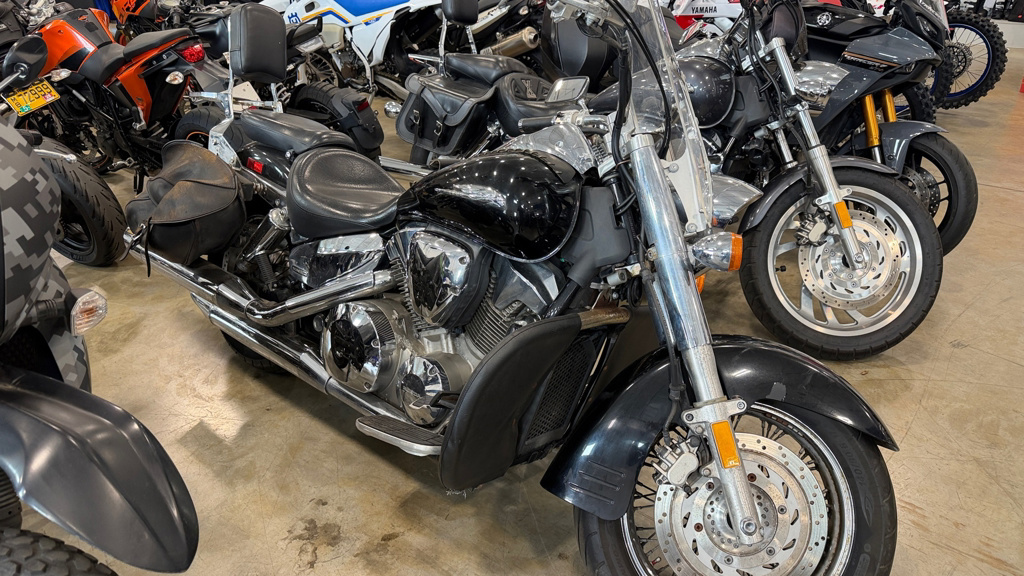 2005 Honda VTX 1300 S S S in Sublimity, OR