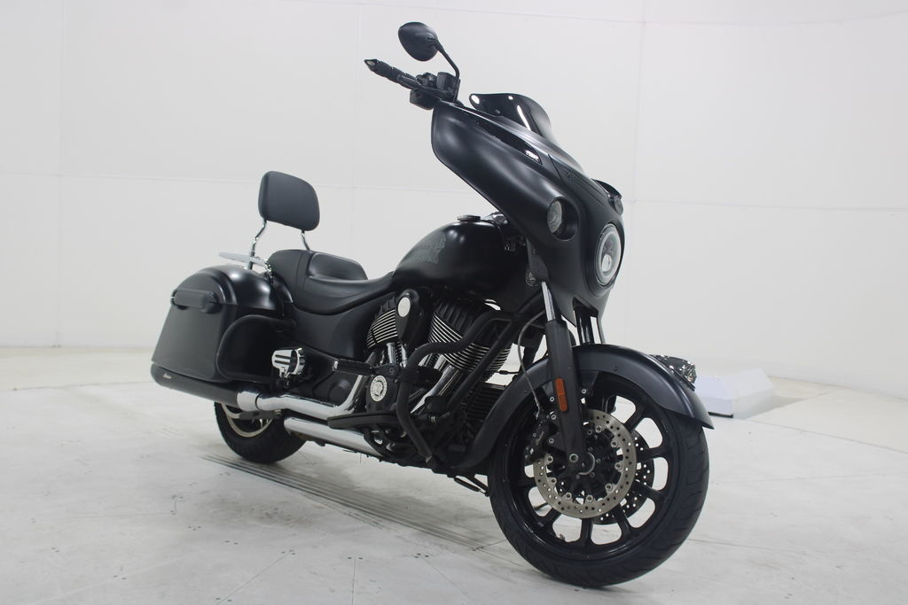 2017 Indian Chieftain Dark Horse Thunder Black Smoke DARK HORSE in Concord, NC