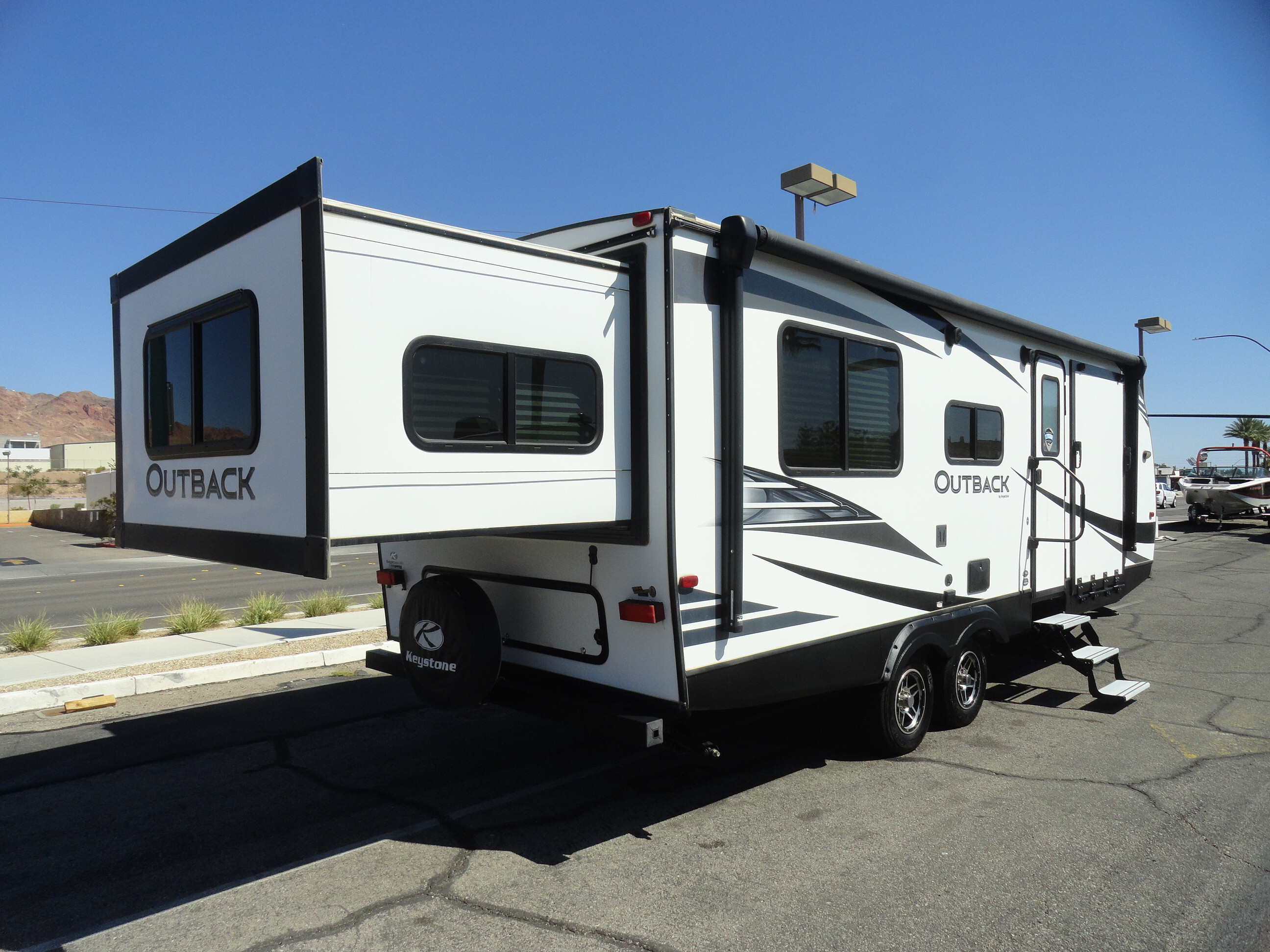 2019 Keystone Outback Ultra-Lite 240URS in boulder city NV