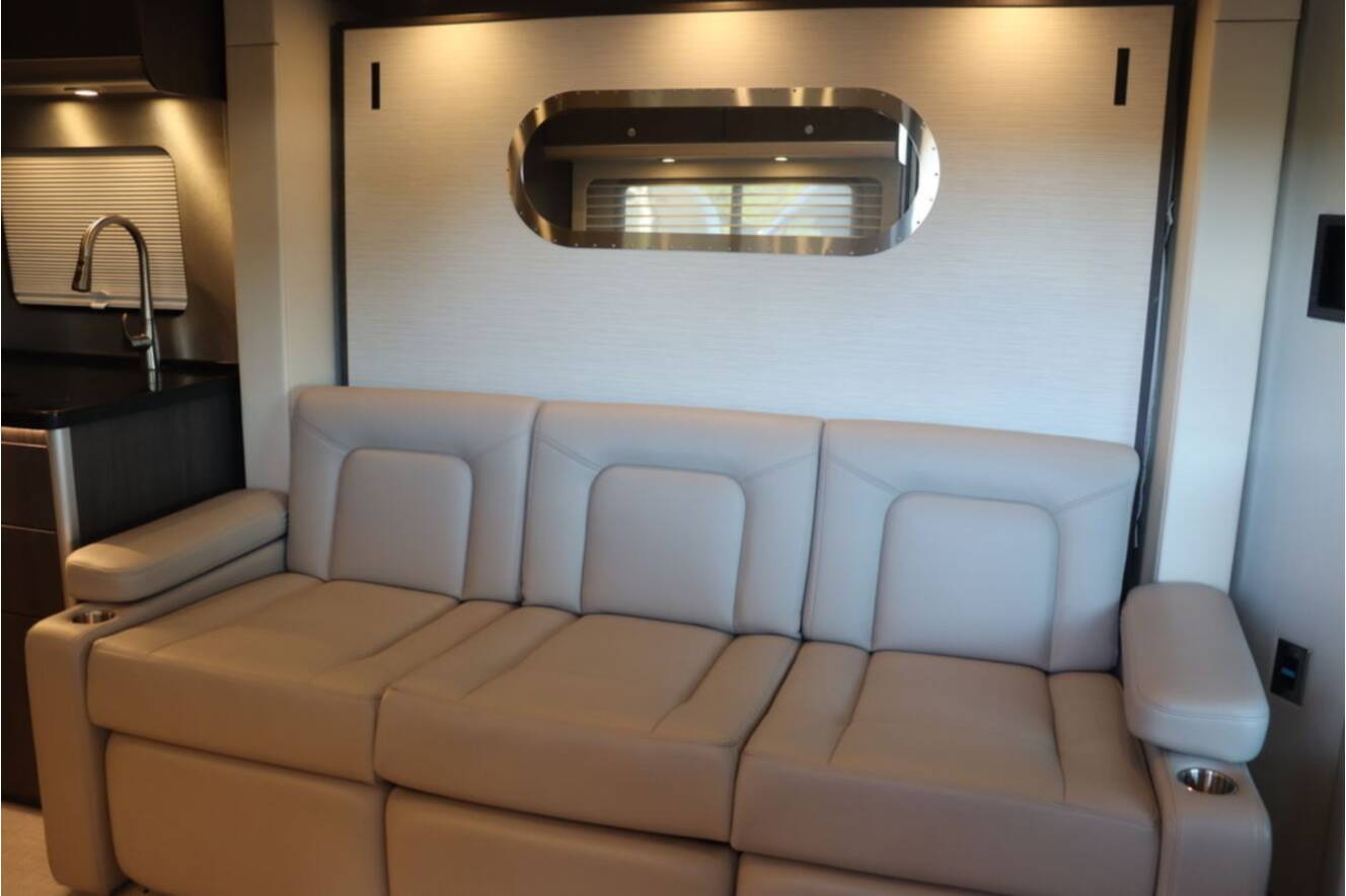 A photo of this 2021 Airstream Atlas Murphy Suite