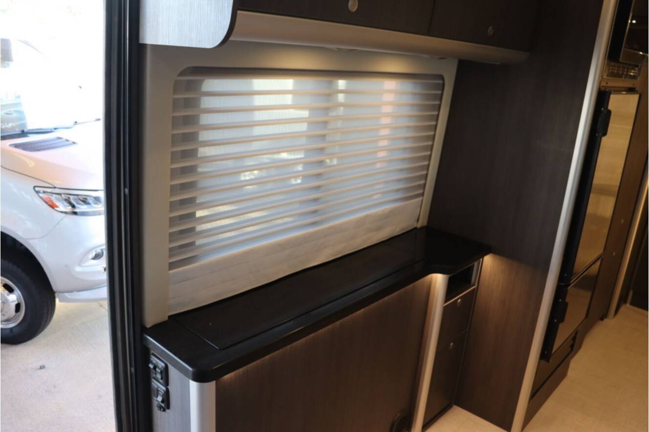 A photo of this 2021 Airstream Atlas Murphy Suite