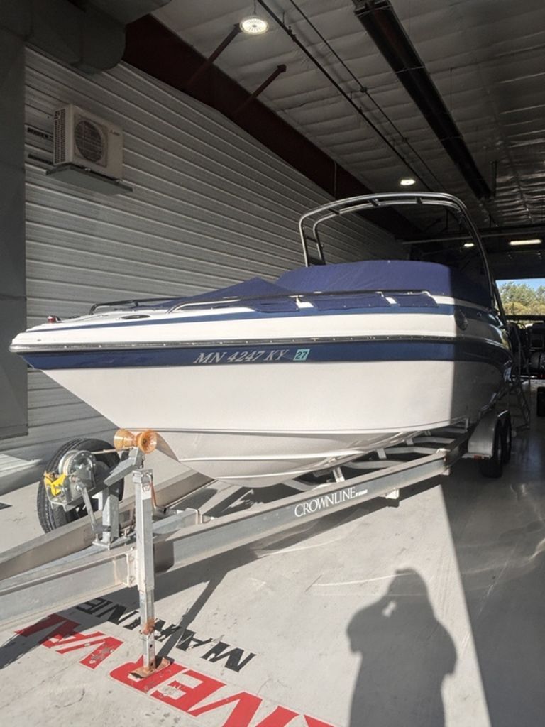 2008 Crownline 270 BR in wayzata MN