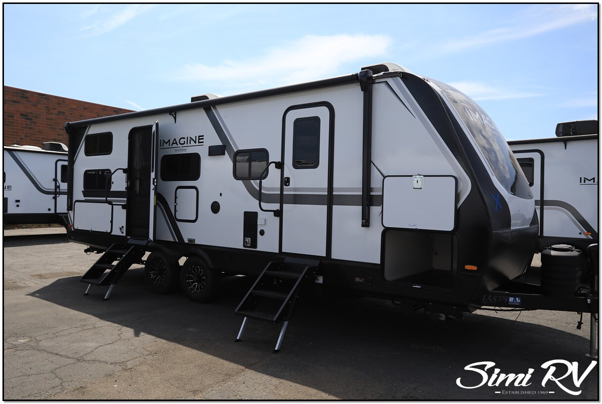 2027 Grand Design Imagine 2470BH in moorpark CA