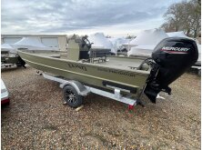 Lund 1775 Pro Guide Review image