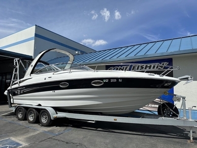 2006 Crownline 275 CCR Ski and Wakeboard Boat boat