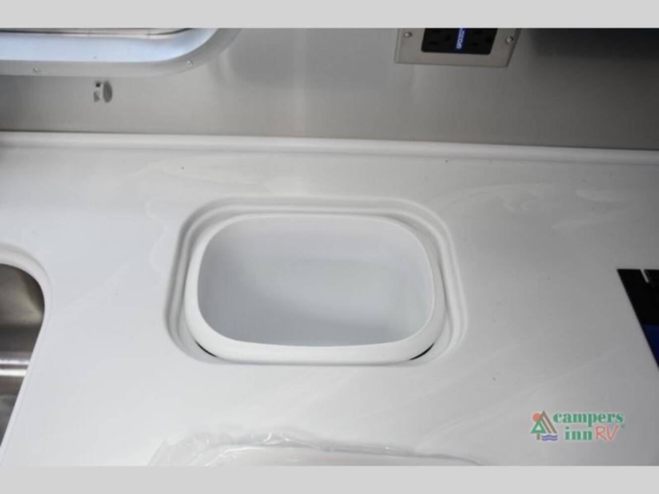 A photo of this 2026 Airstream Globetrotter 30RBT