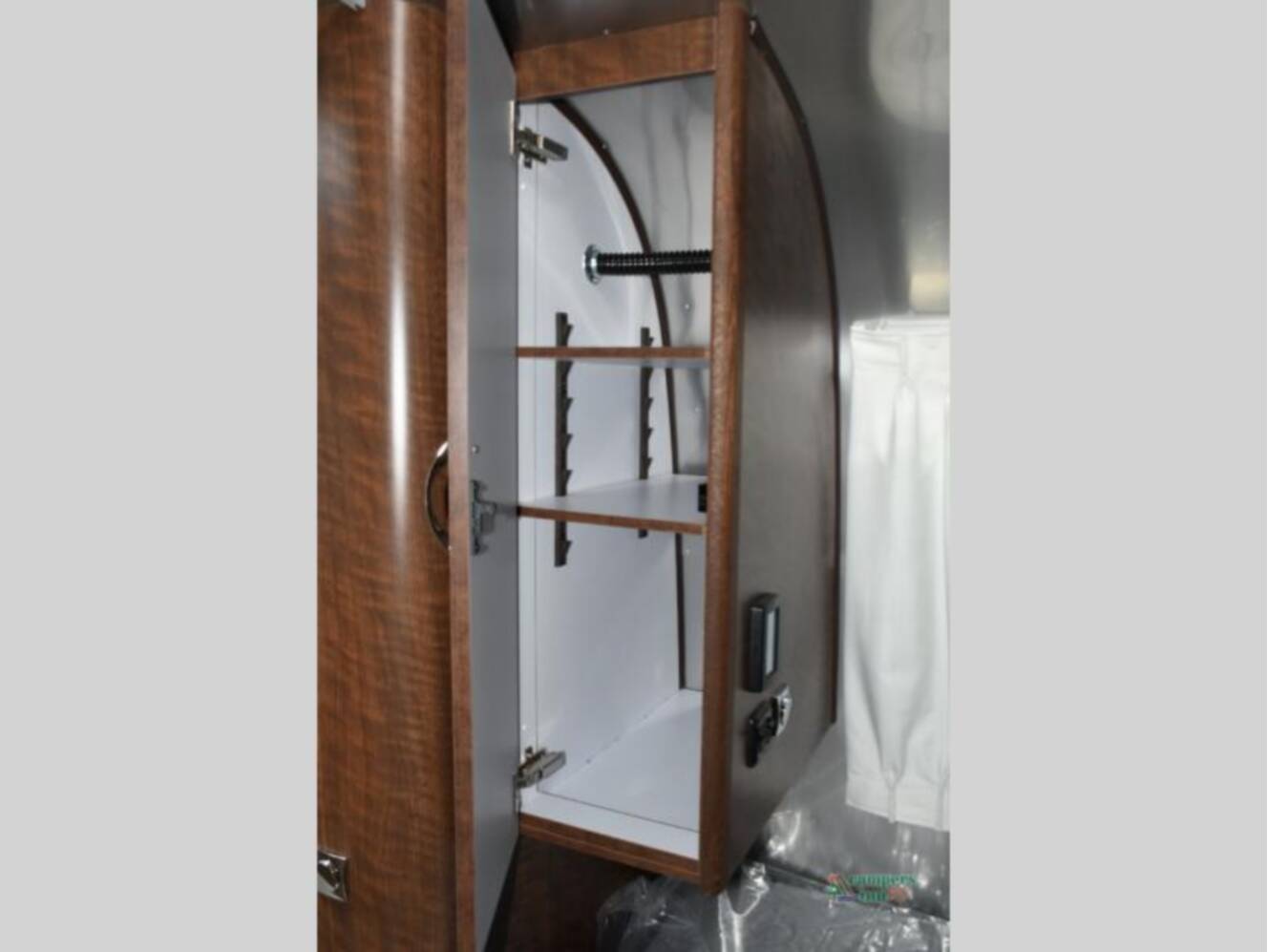 A photo of this 2026 Airstream Globetrotter 30RBT