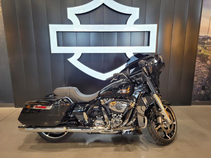 2026 Harley-Davidson STREET GLIDE in Appleton, WI