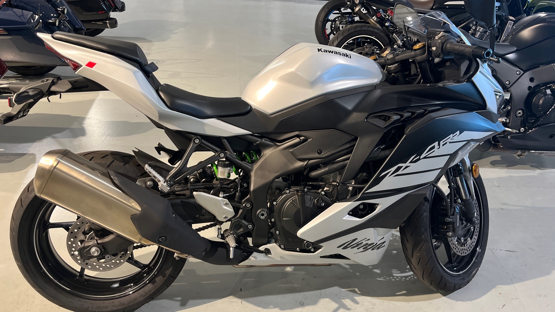 2025 Kawasaki ZX400SSFAL KRT EDITION ABS in White Plains, MD